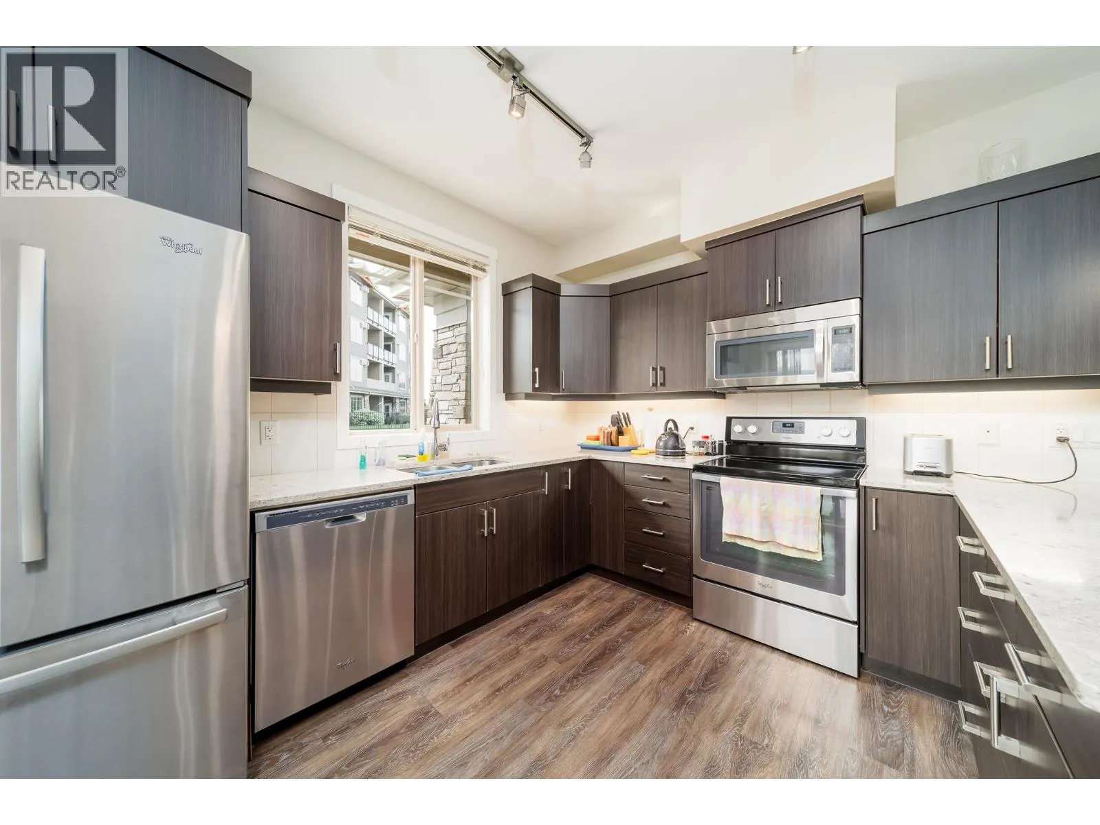3733 Casorso Road Unit# 104