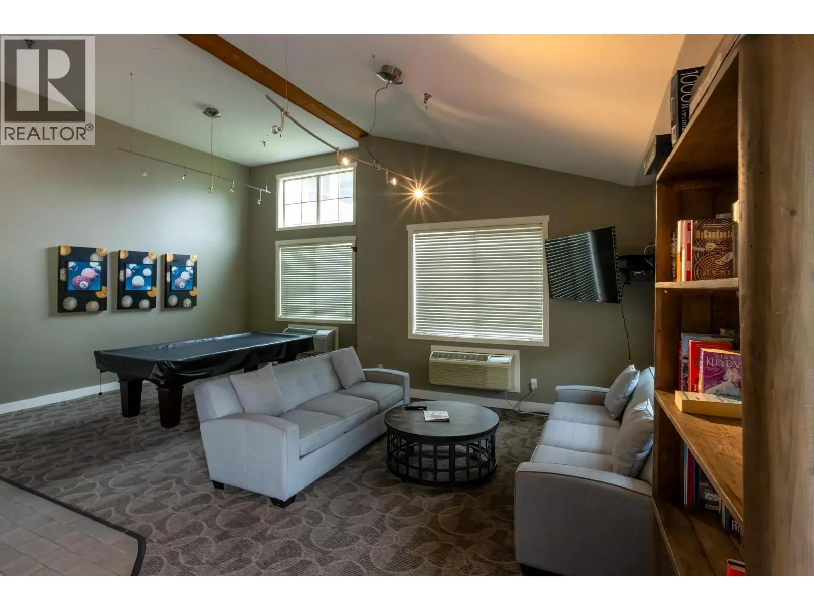 3733 Casorso Road Unit# 104
