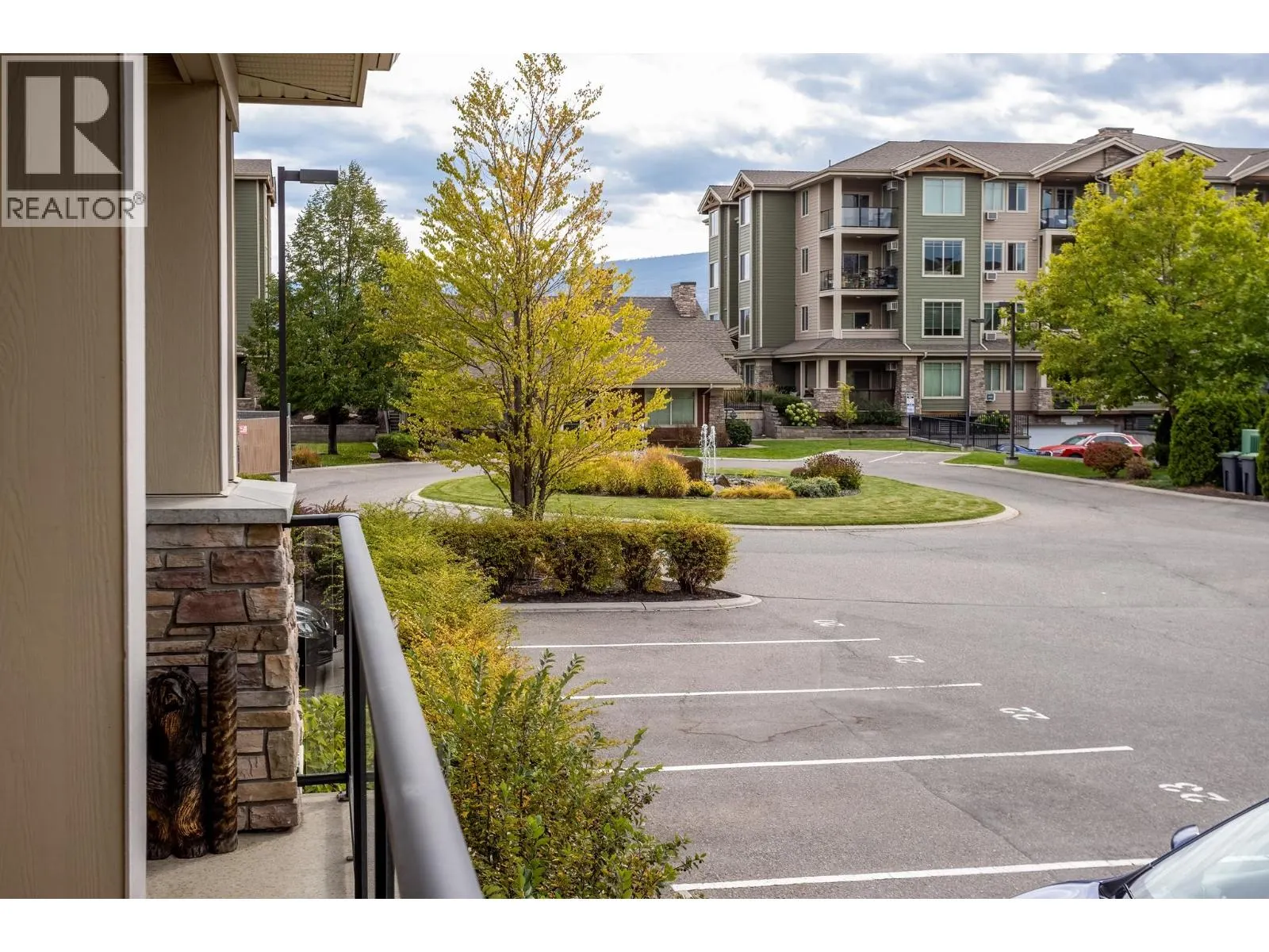 3733 Casorso Road Unit# 104
