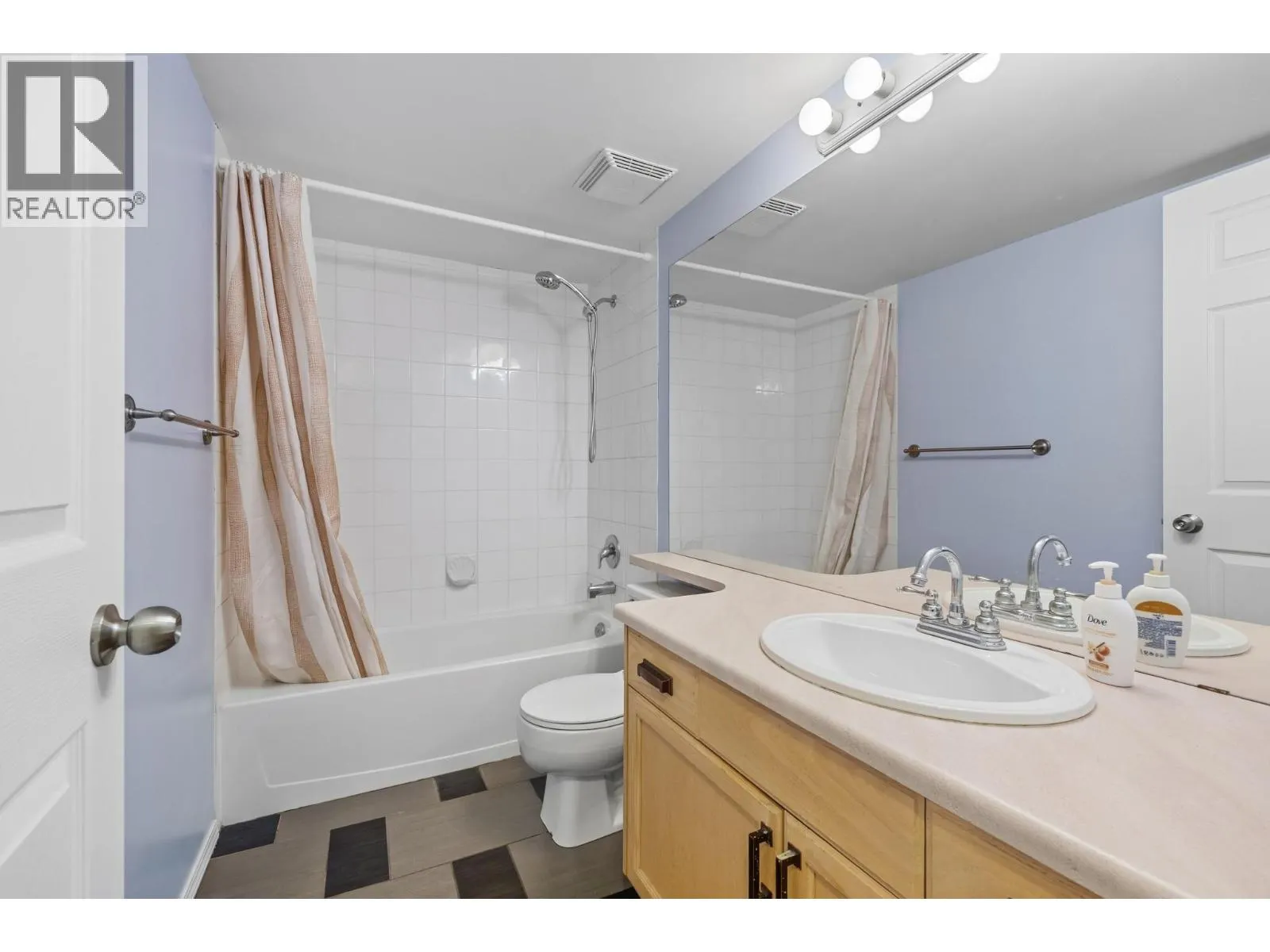 3115 De Montreuil Court Unit# 409