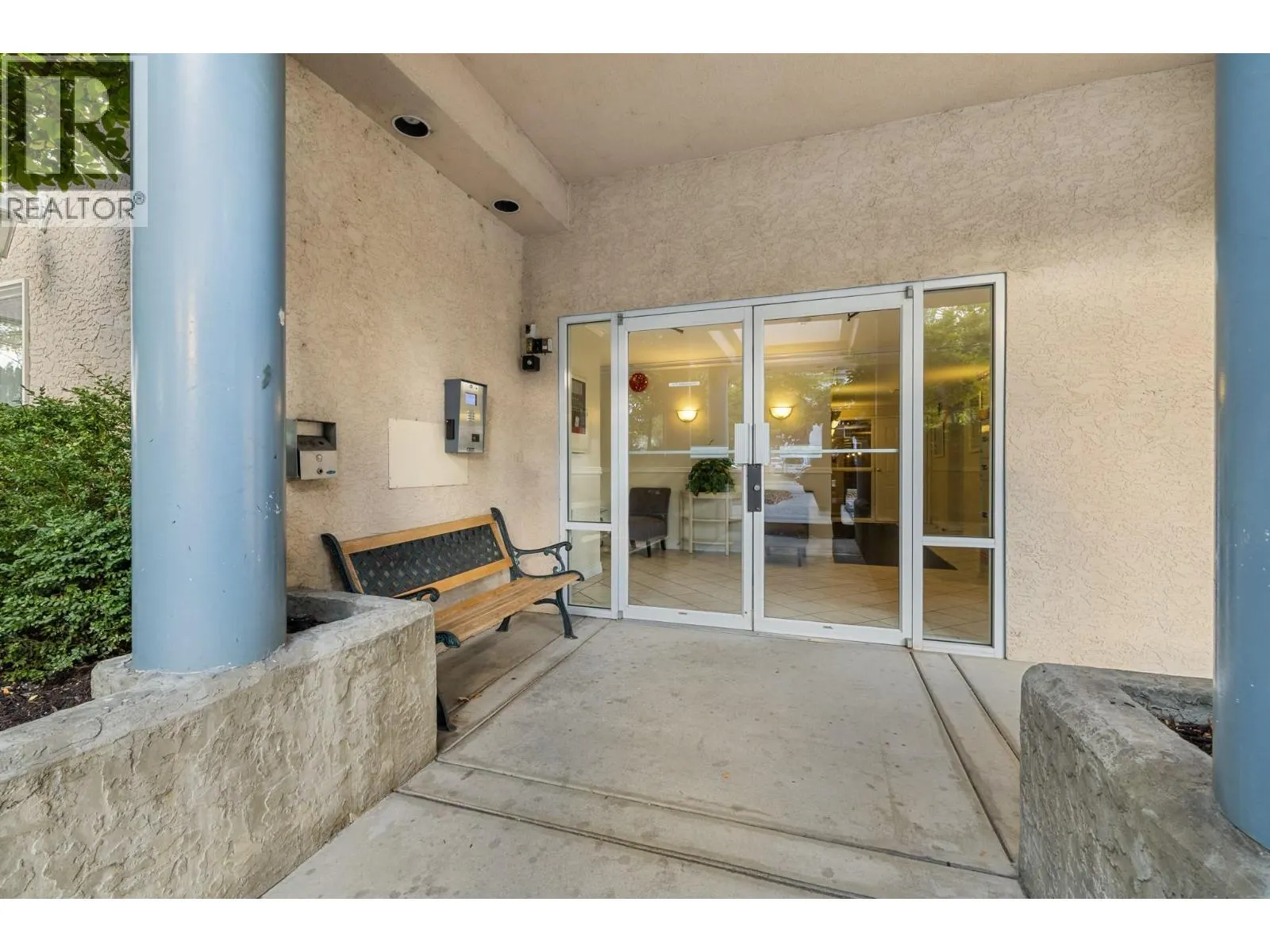 3115 De Montreuil Court Unit# 409