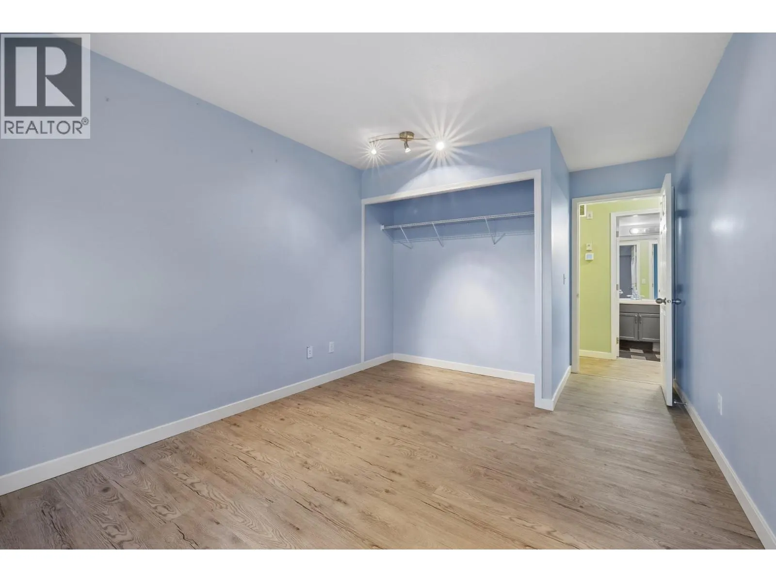 3115 De Montreuil Court Unit# 409