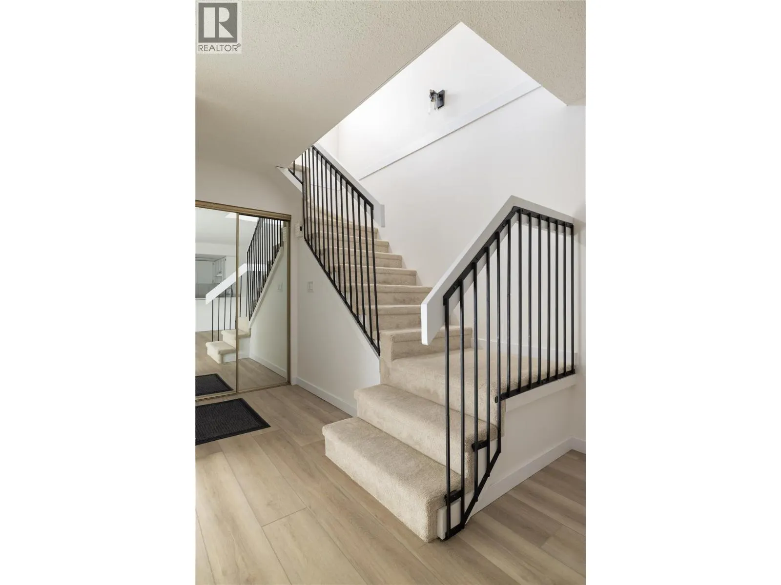 3140 Wilson Street Unit# 916