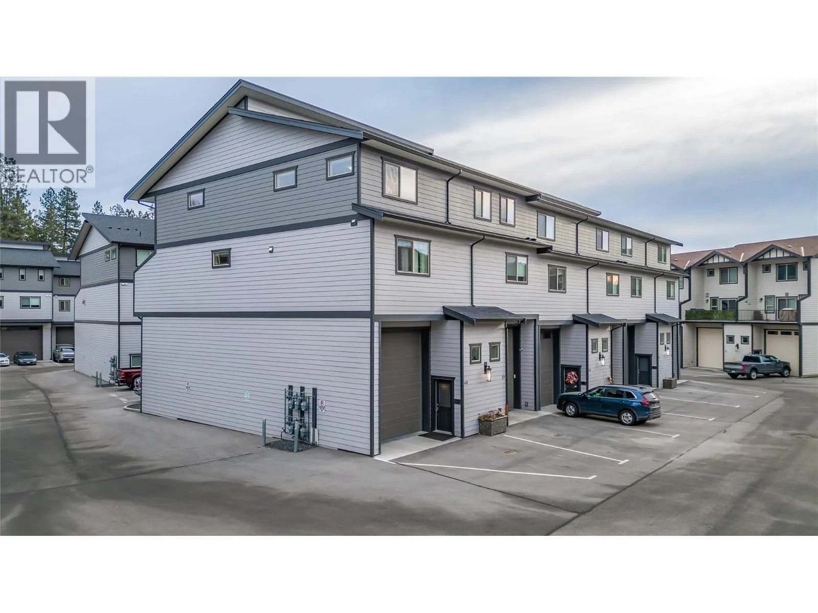 3359 Cougar Road Unit# 60