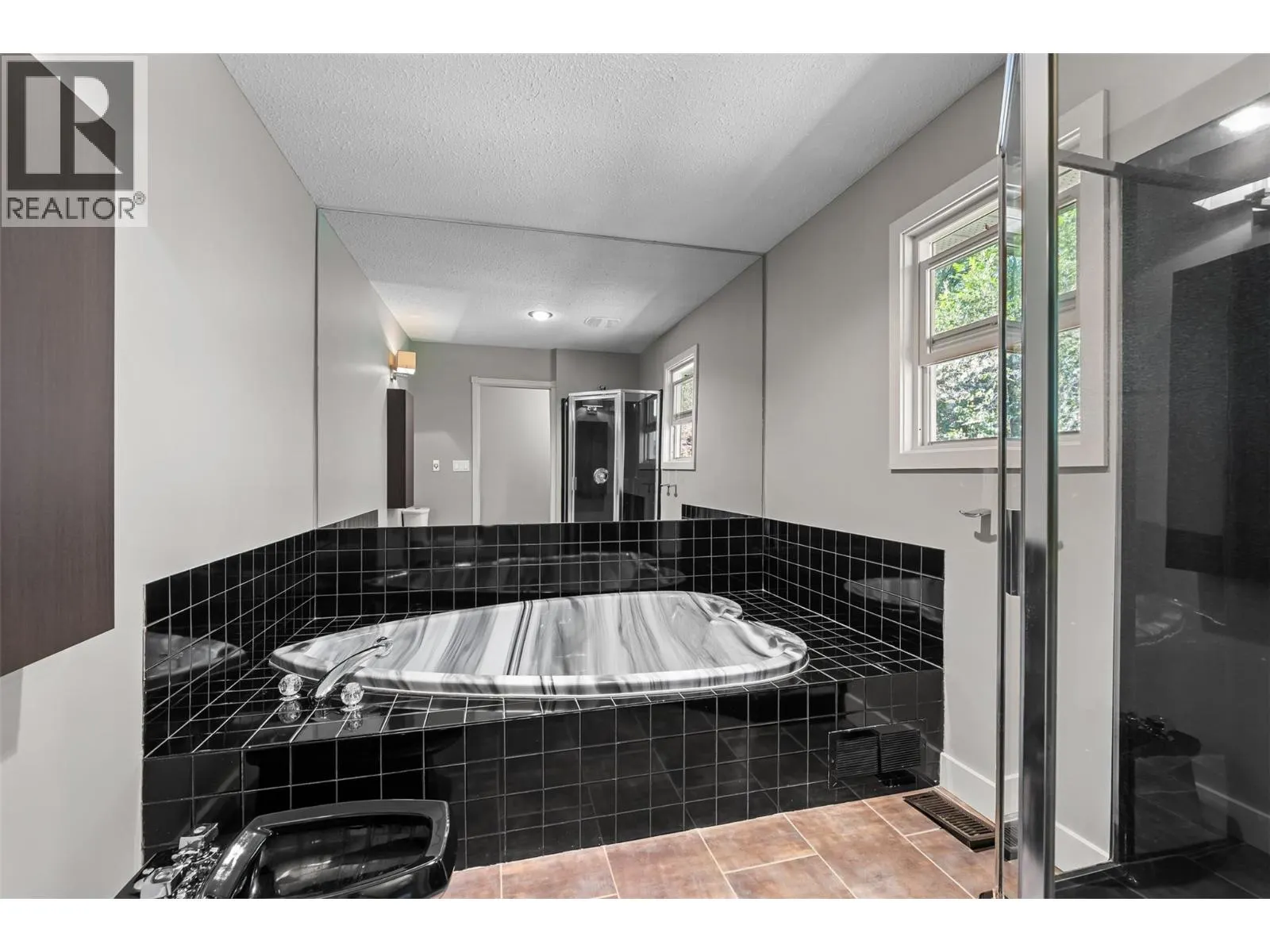 534 Glenmeadows Road