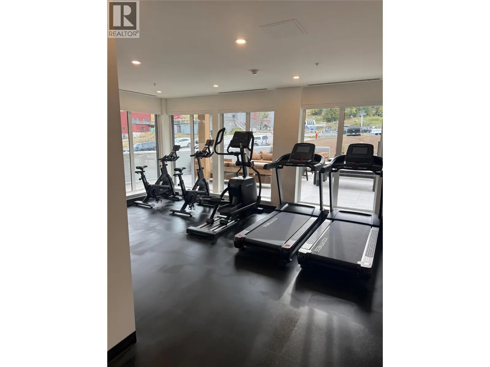 4240 Red Mountain Road Street Unit# 203