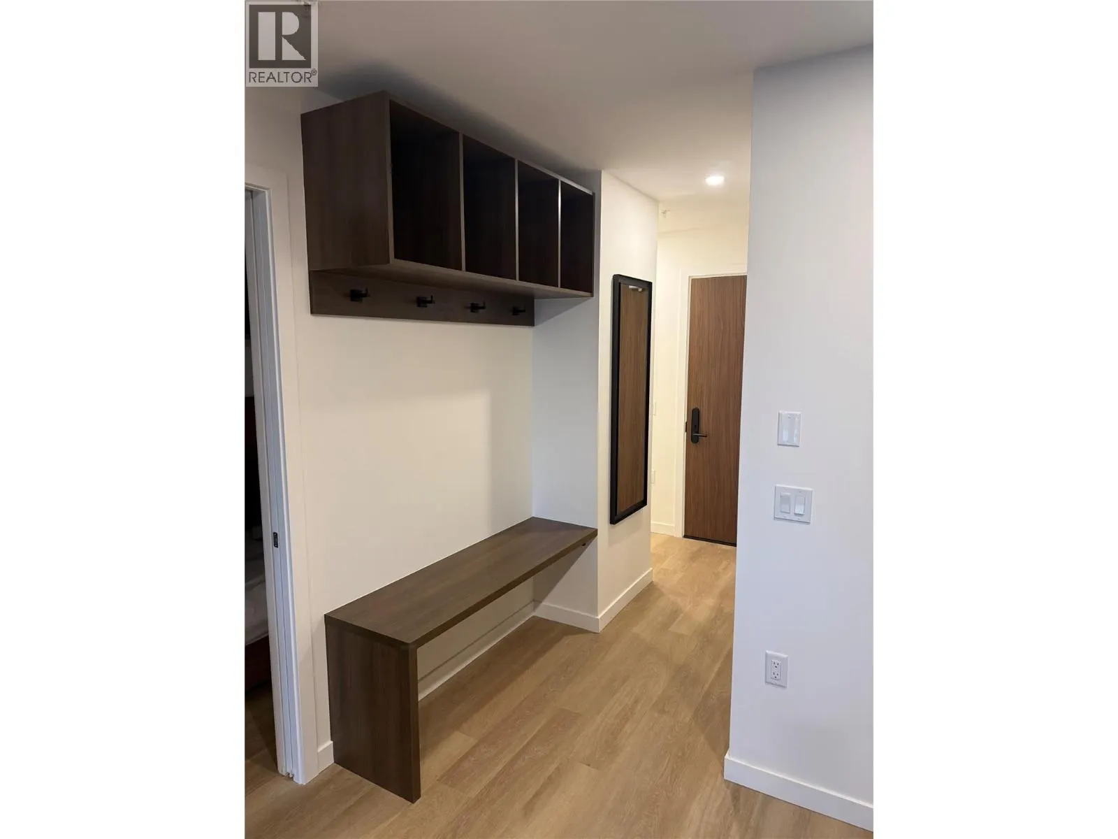 4240 Red Mountain Road Street Unit# 203