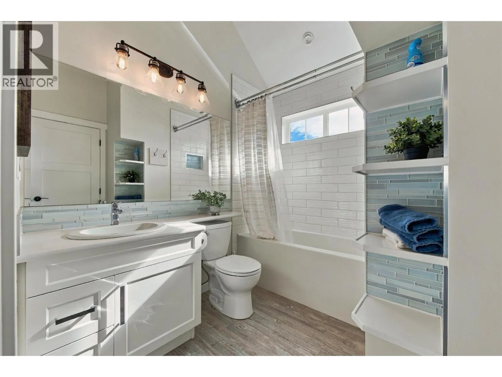 6715 La Palma Loop Unit# 238 Lot# 238
