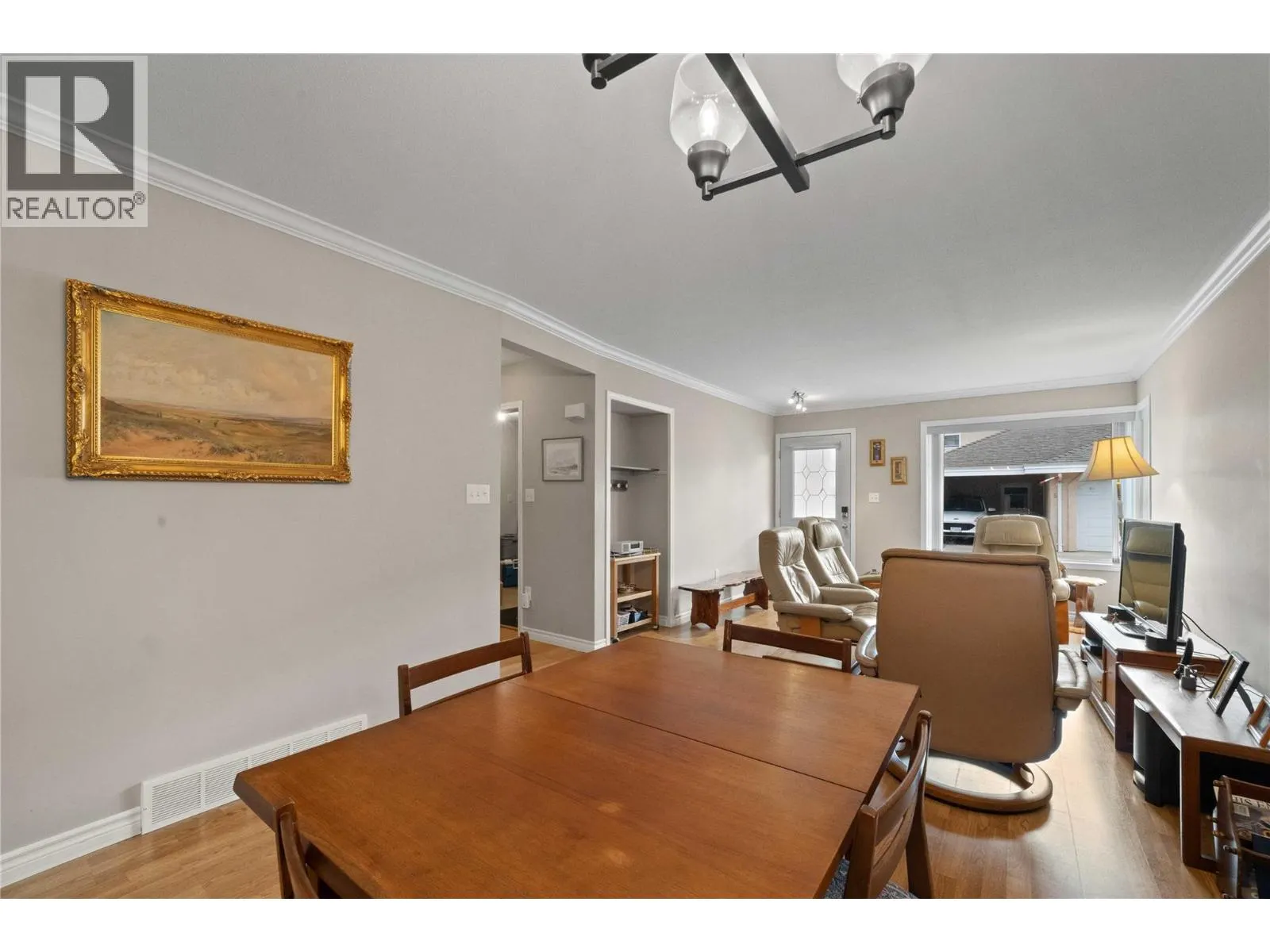 51 8 Avenue SW Unit# 10