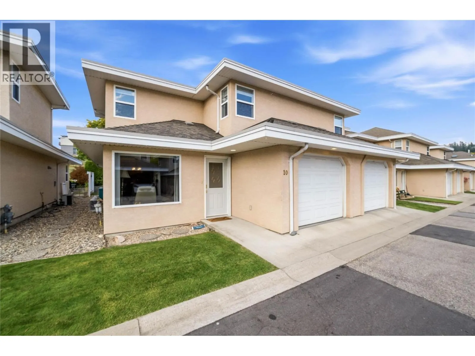 51 8 Avenue SW Unit# 10