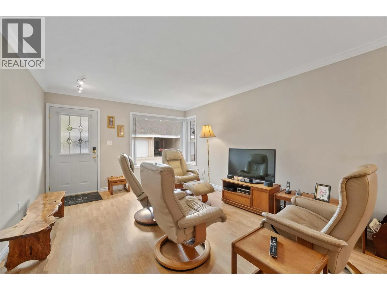 51 8 Avenue SW Unit# 10