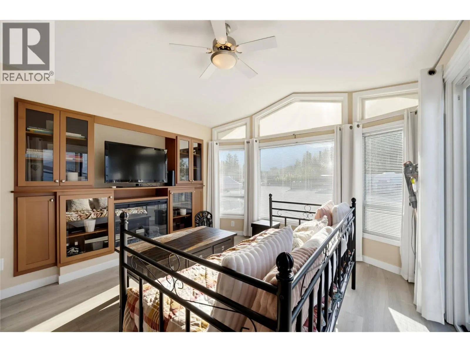 1383 Silver Sands Road Unit# 126