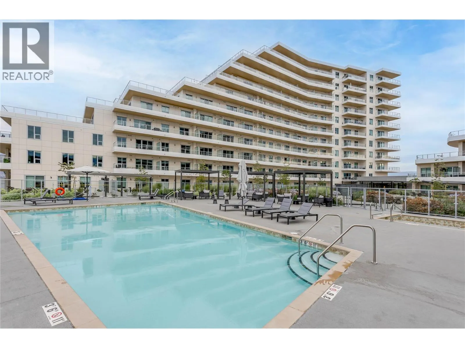 3300 Lakeshore Road Unit# PH1406