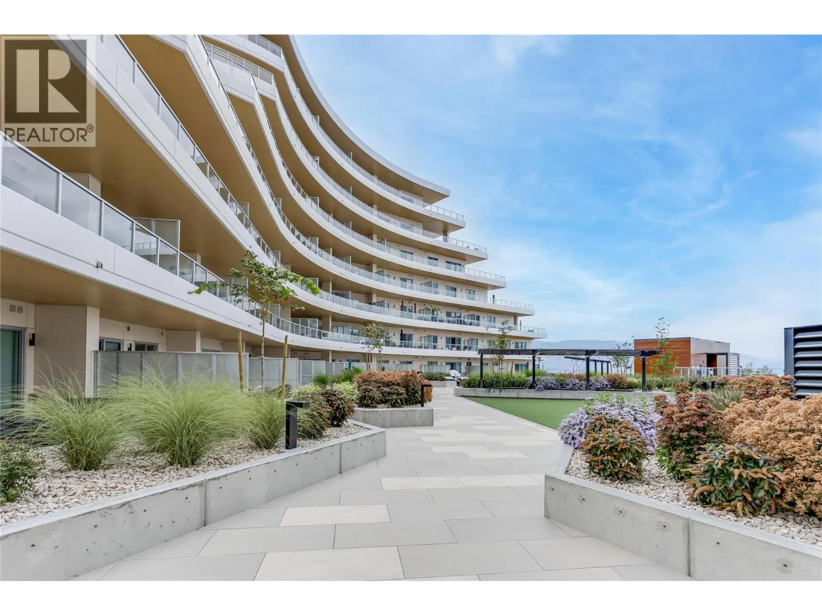 3300 Lakeshore Road Unit# PH1406