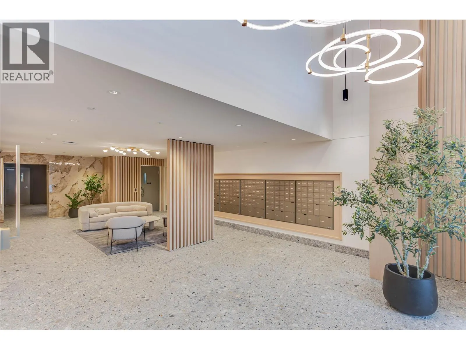 3300 Lakeshore Road Unit# PH1406