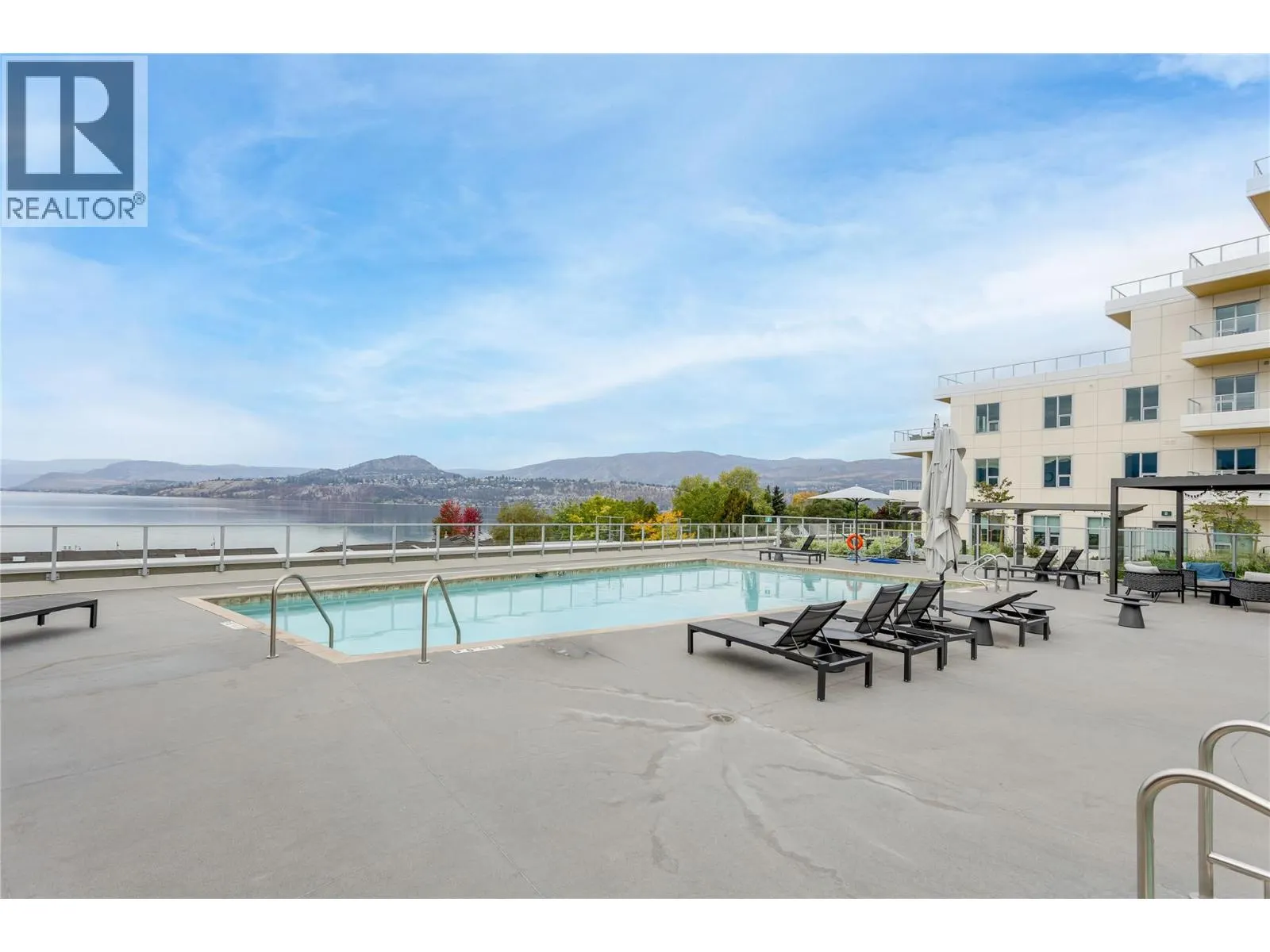 3300 Lakeshore Road Unit# PH1406