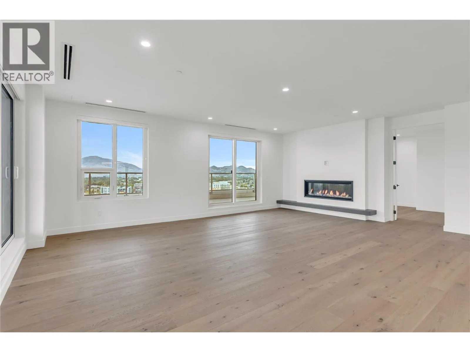 3300 Lakeshore Road Unit# PH1406