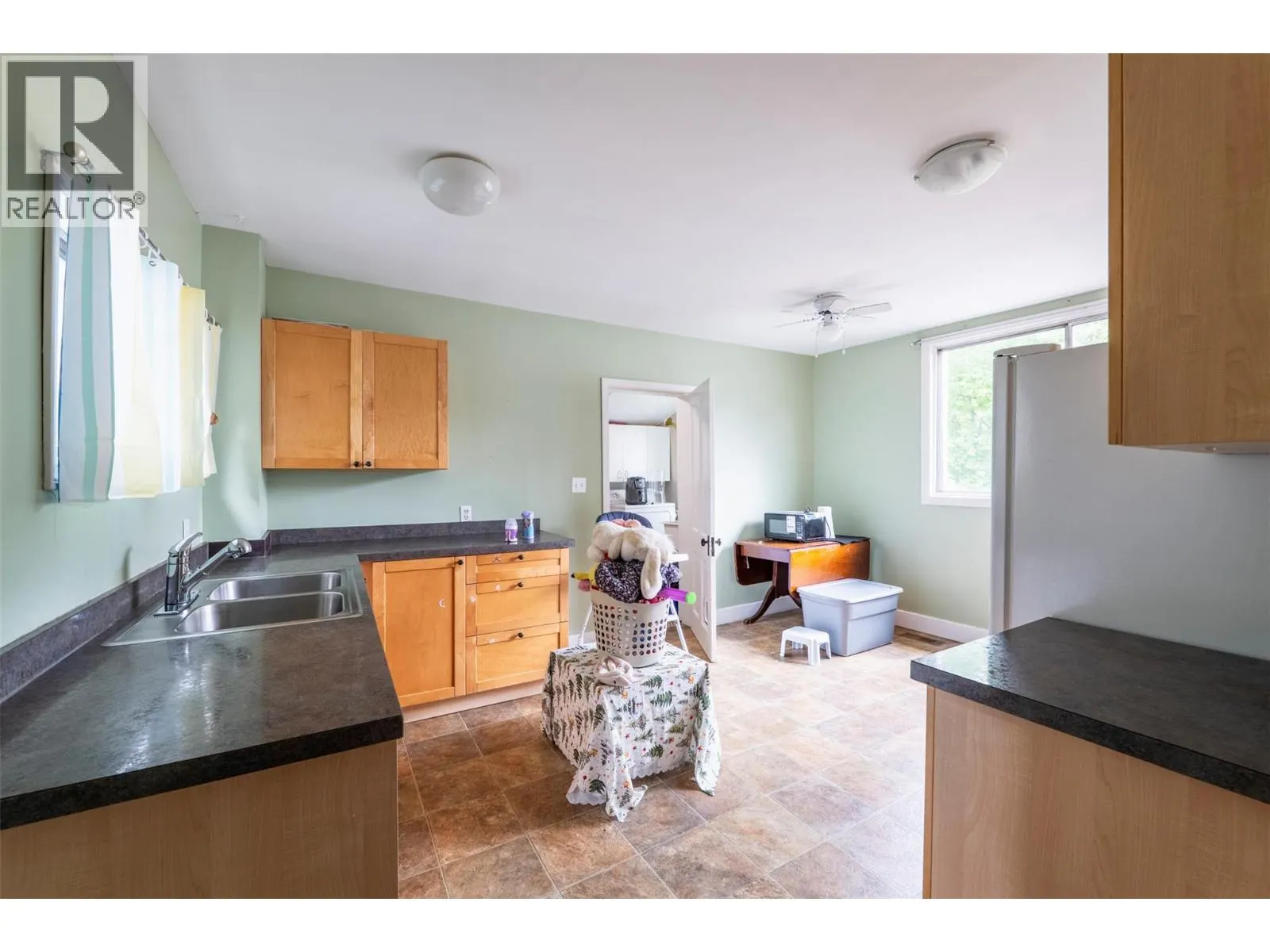308/310 Carbonate Street