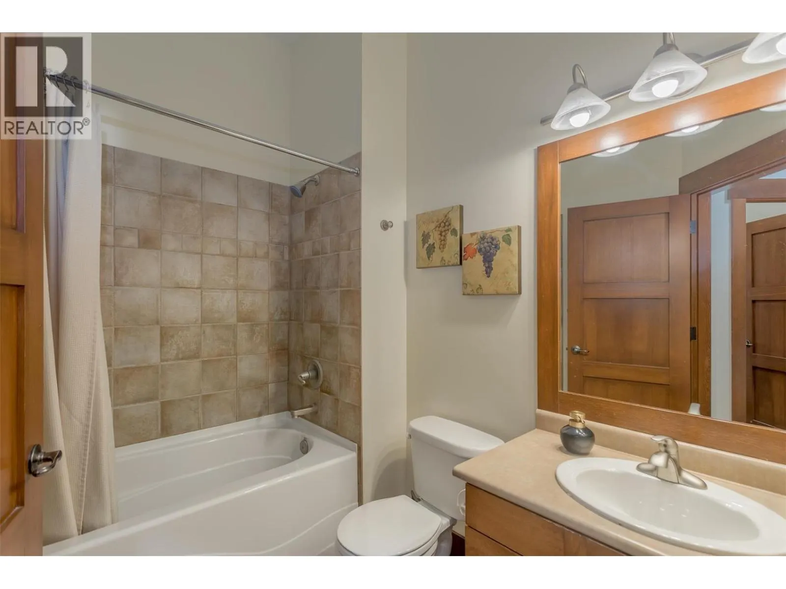 5255 Big White Road Unit# 408