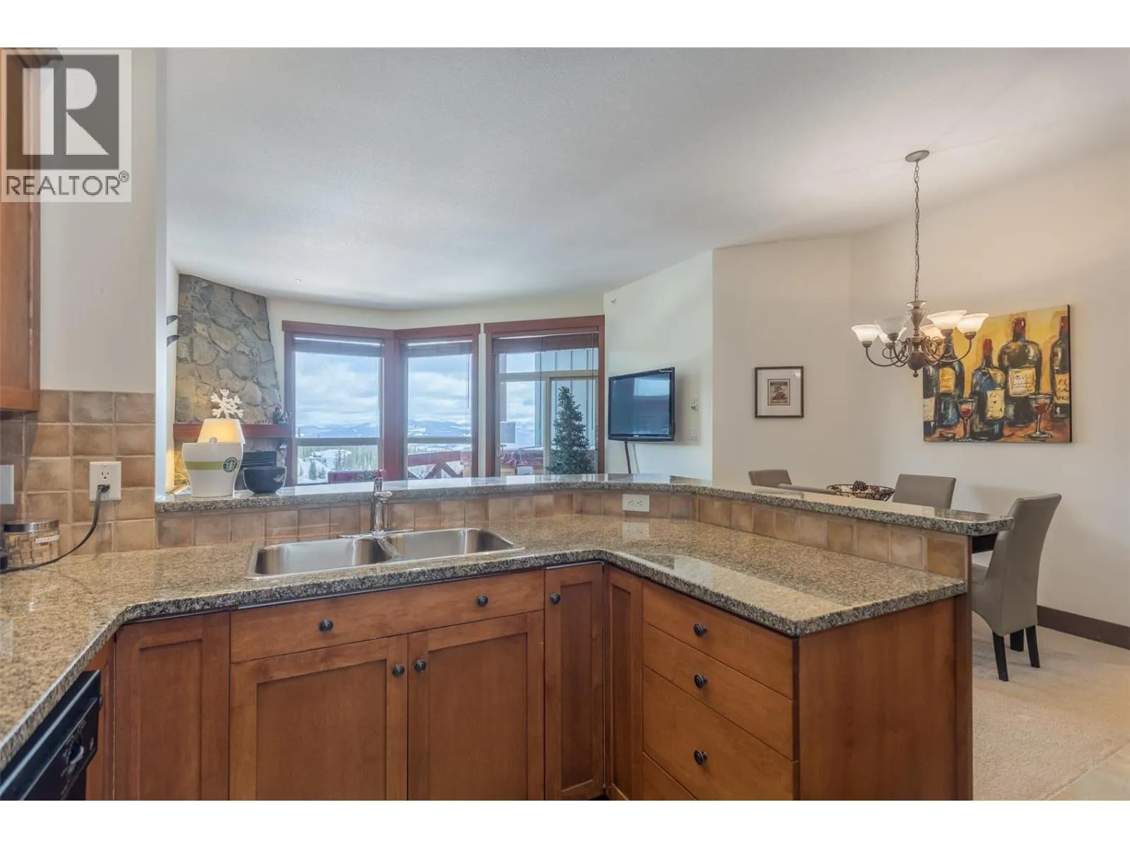 5255 Big White Road Unit# 408