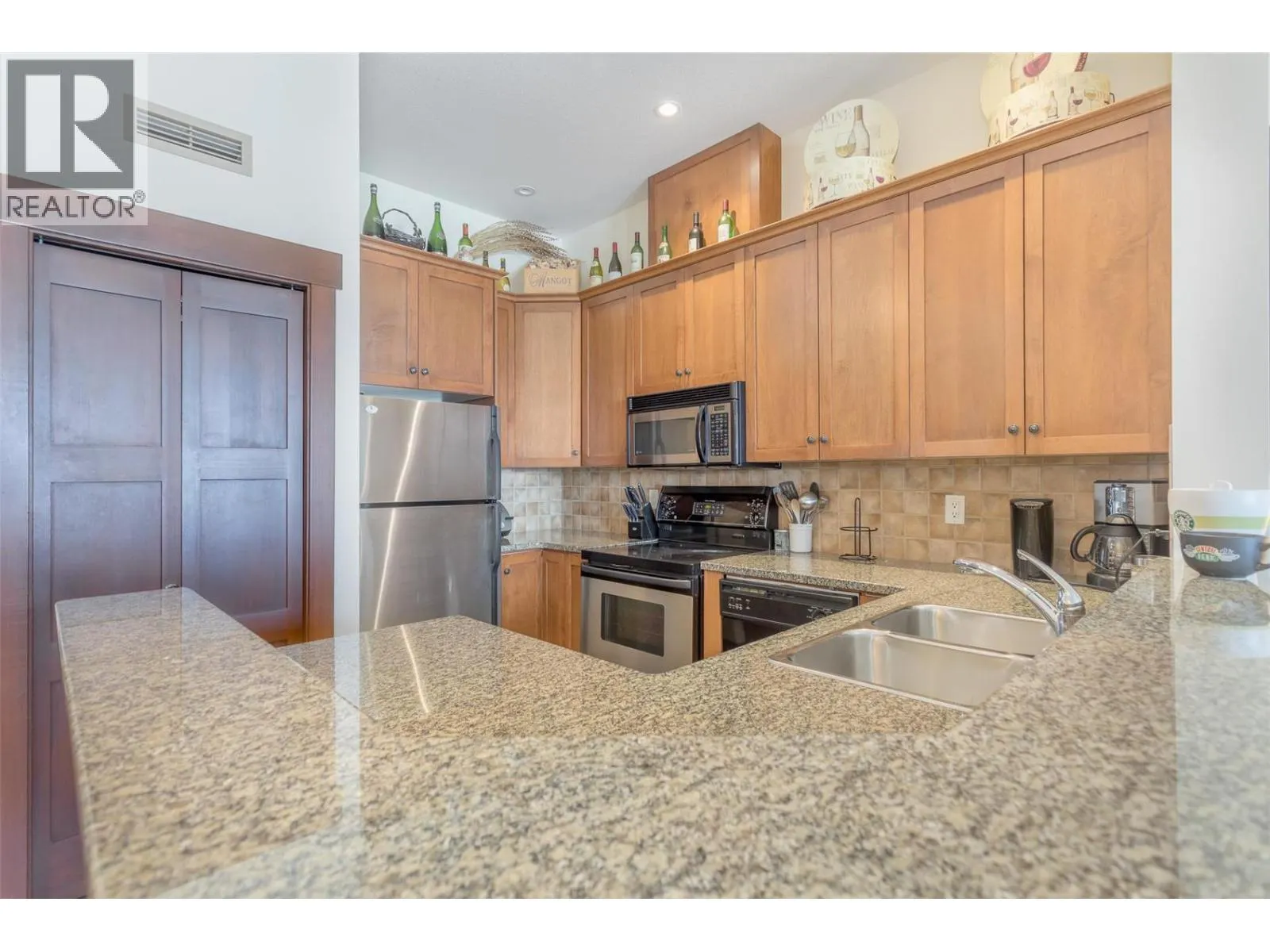 5255 Big White Road Unit# 408