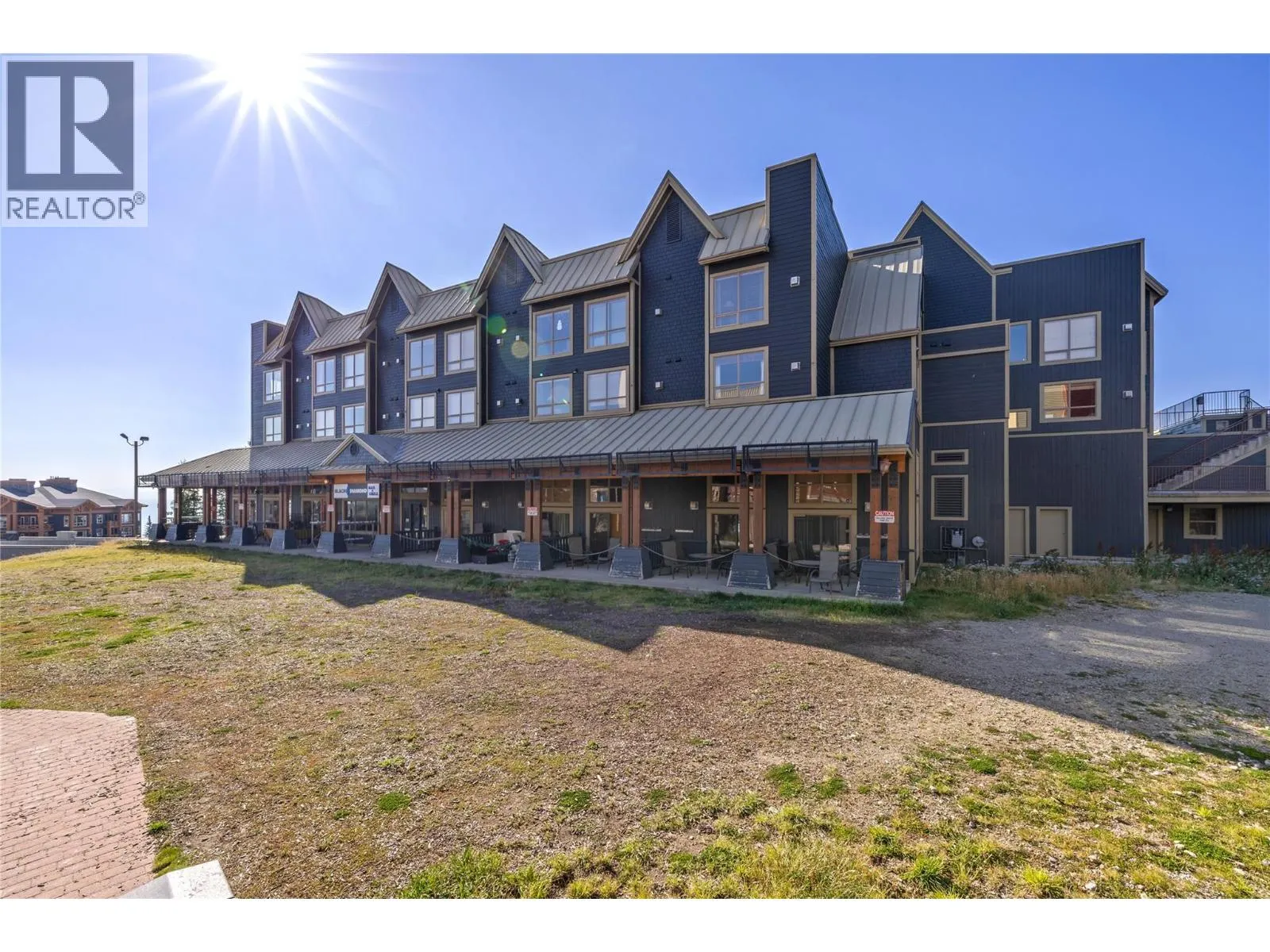 5335 Big White Road Unit# 220