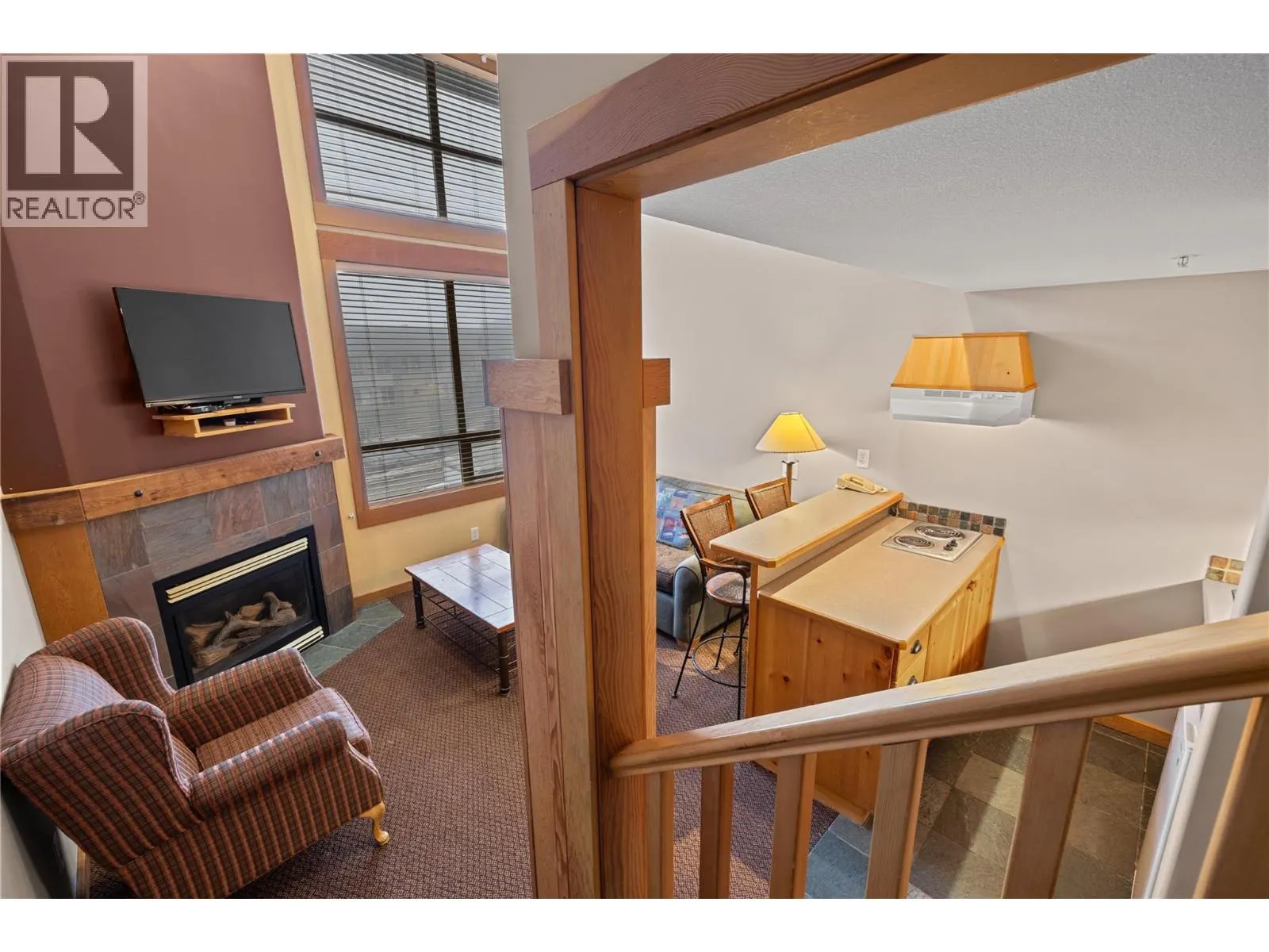 5335 Big White Road Unit# 220