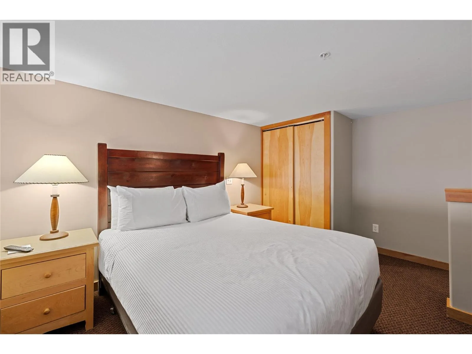 5335 Big White Road Unit# 220