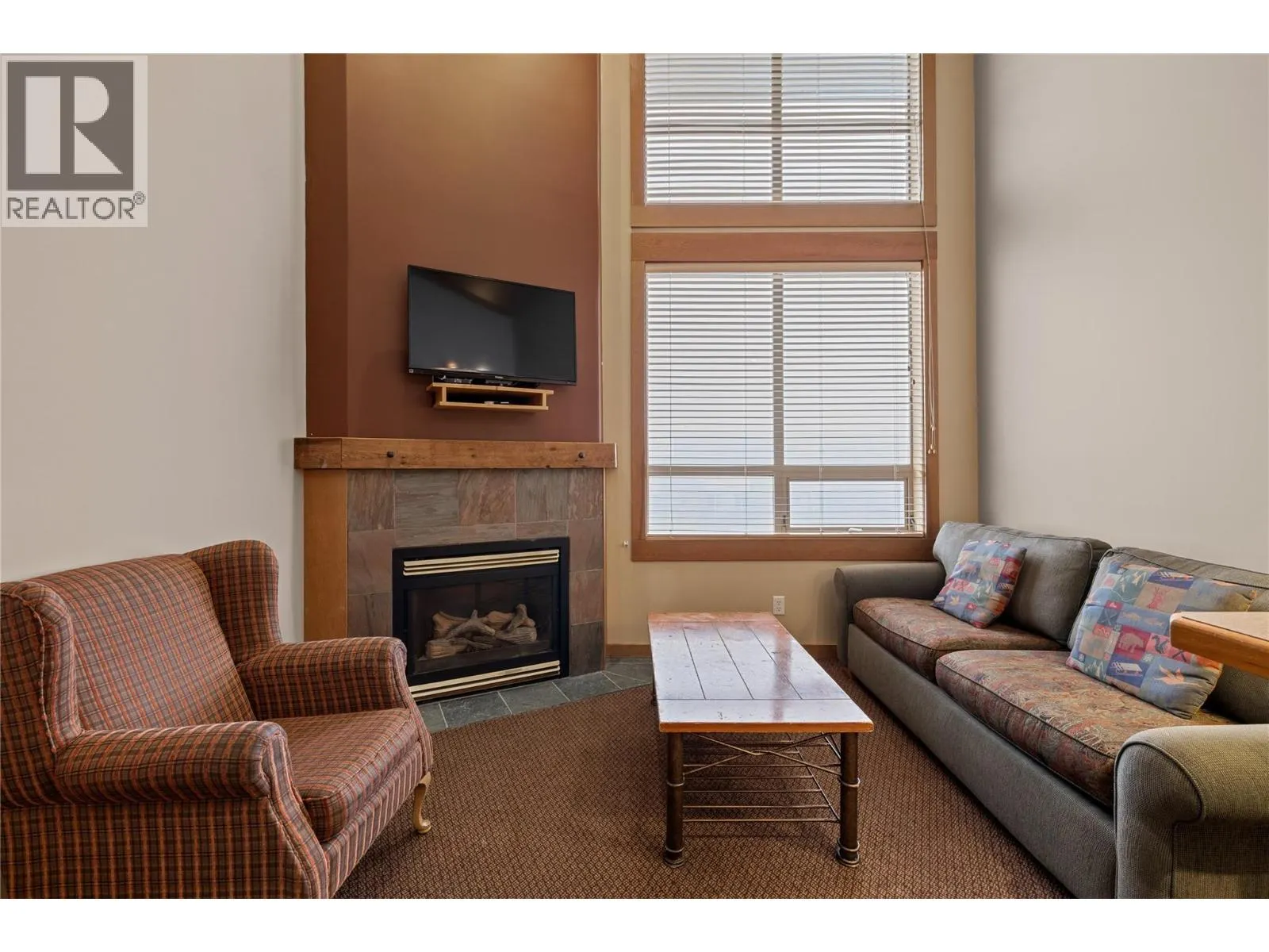 5335 Big White Road Unit# 220