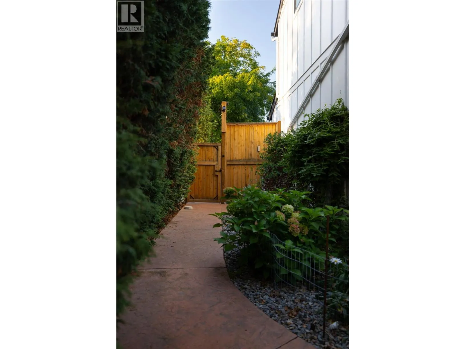 1411 Appleridge Road