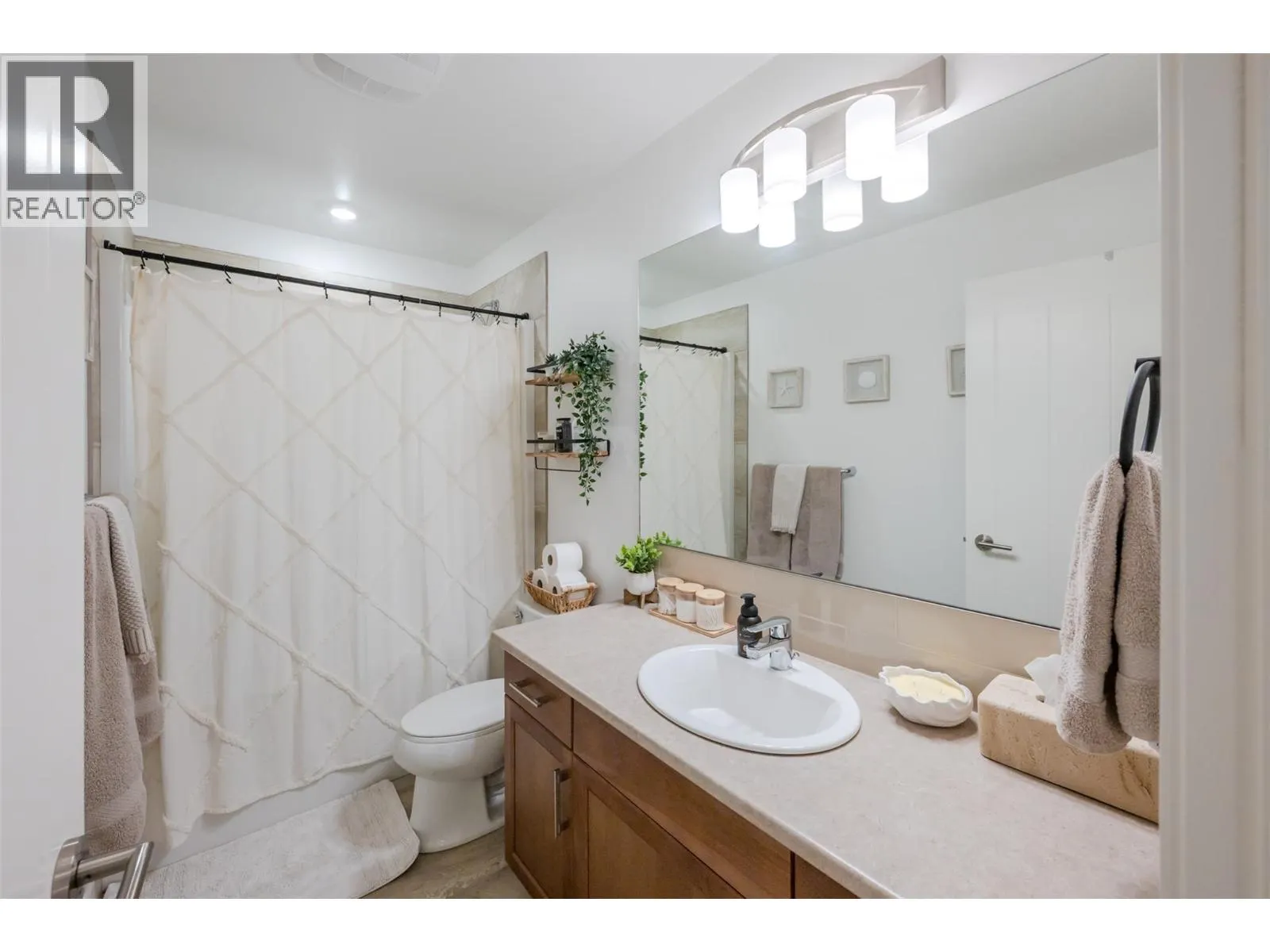 1115 Holden Road Unit# 118