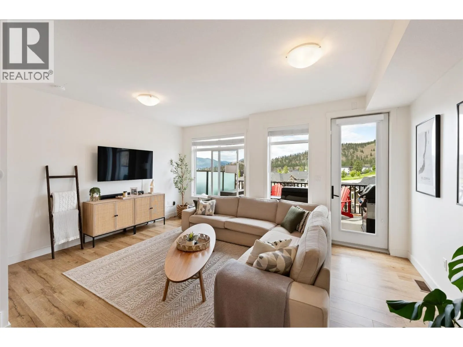 1115 Holden Road Unit# 118