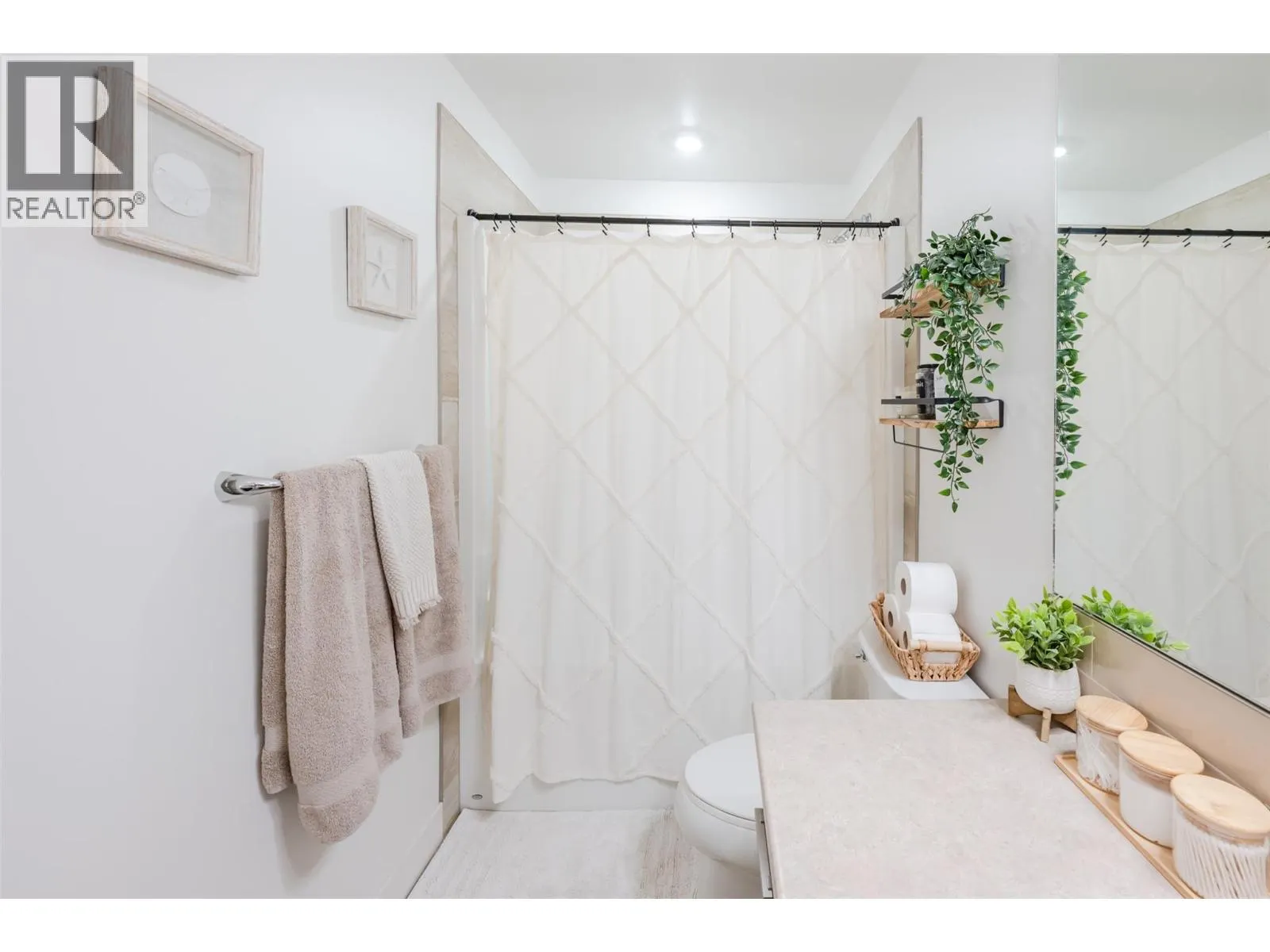 1115 Holden Road Unit# 118