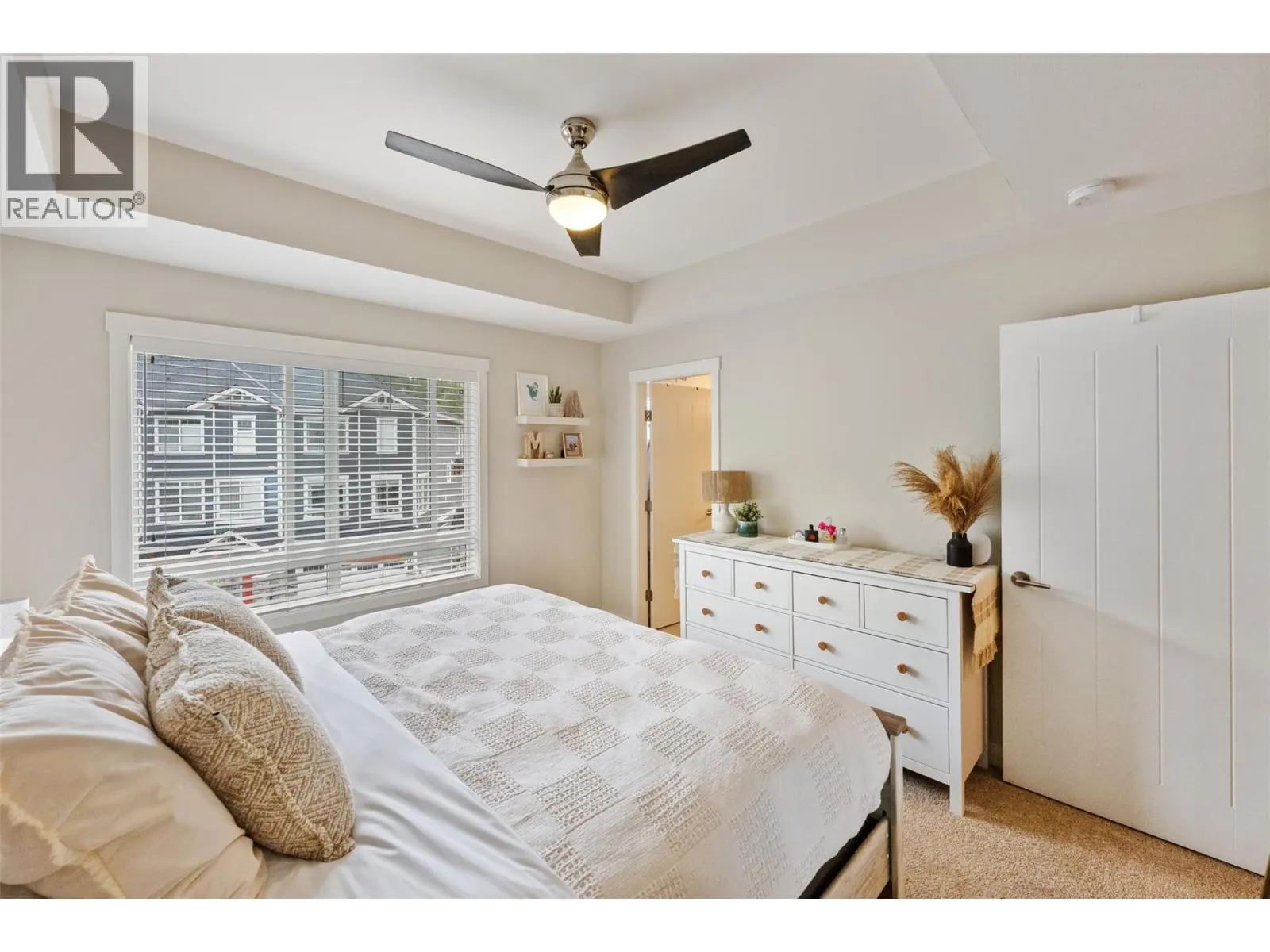 1115 Holden Road Unit# 118