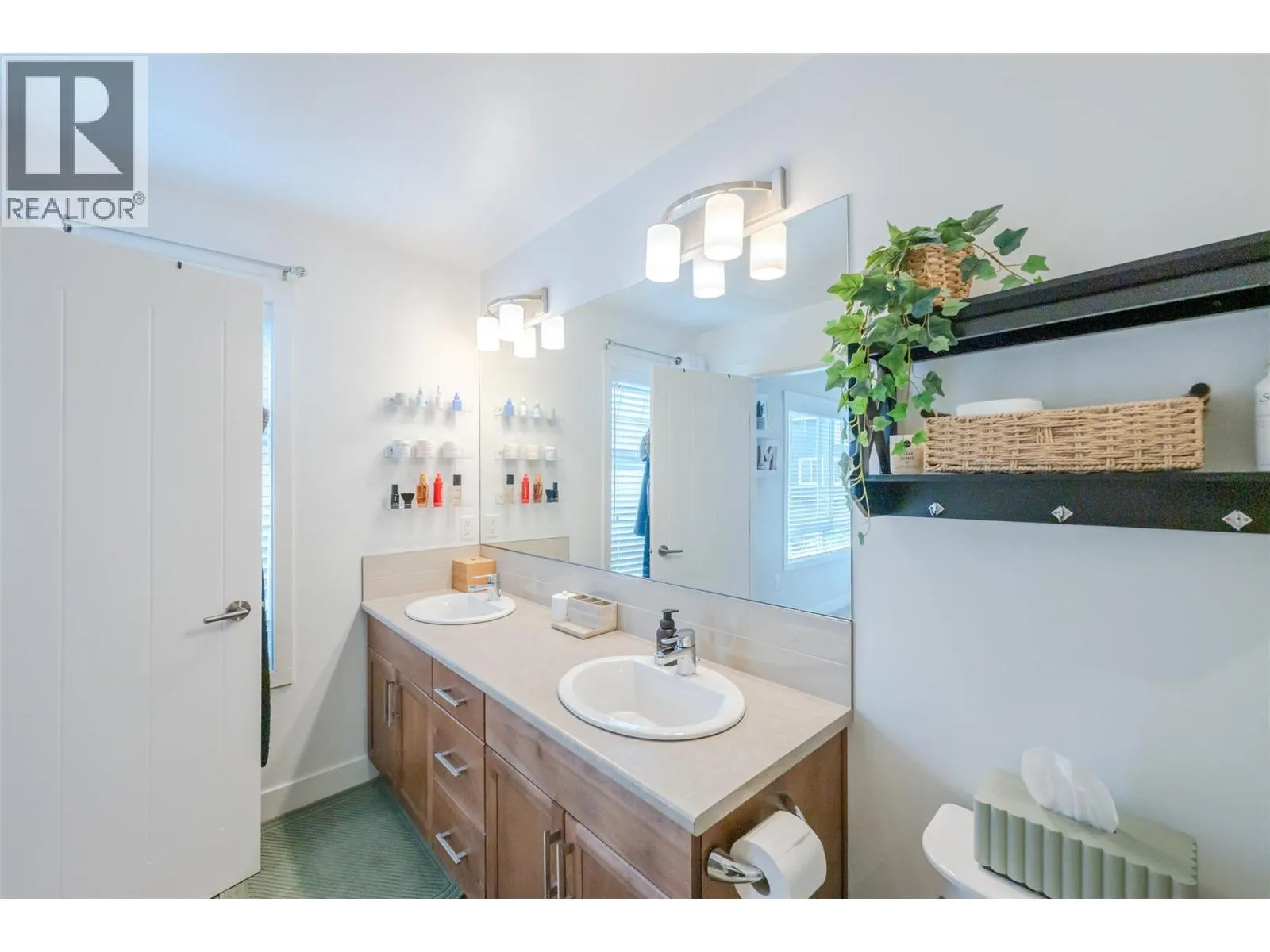 1115 Holden Road Unit# 118