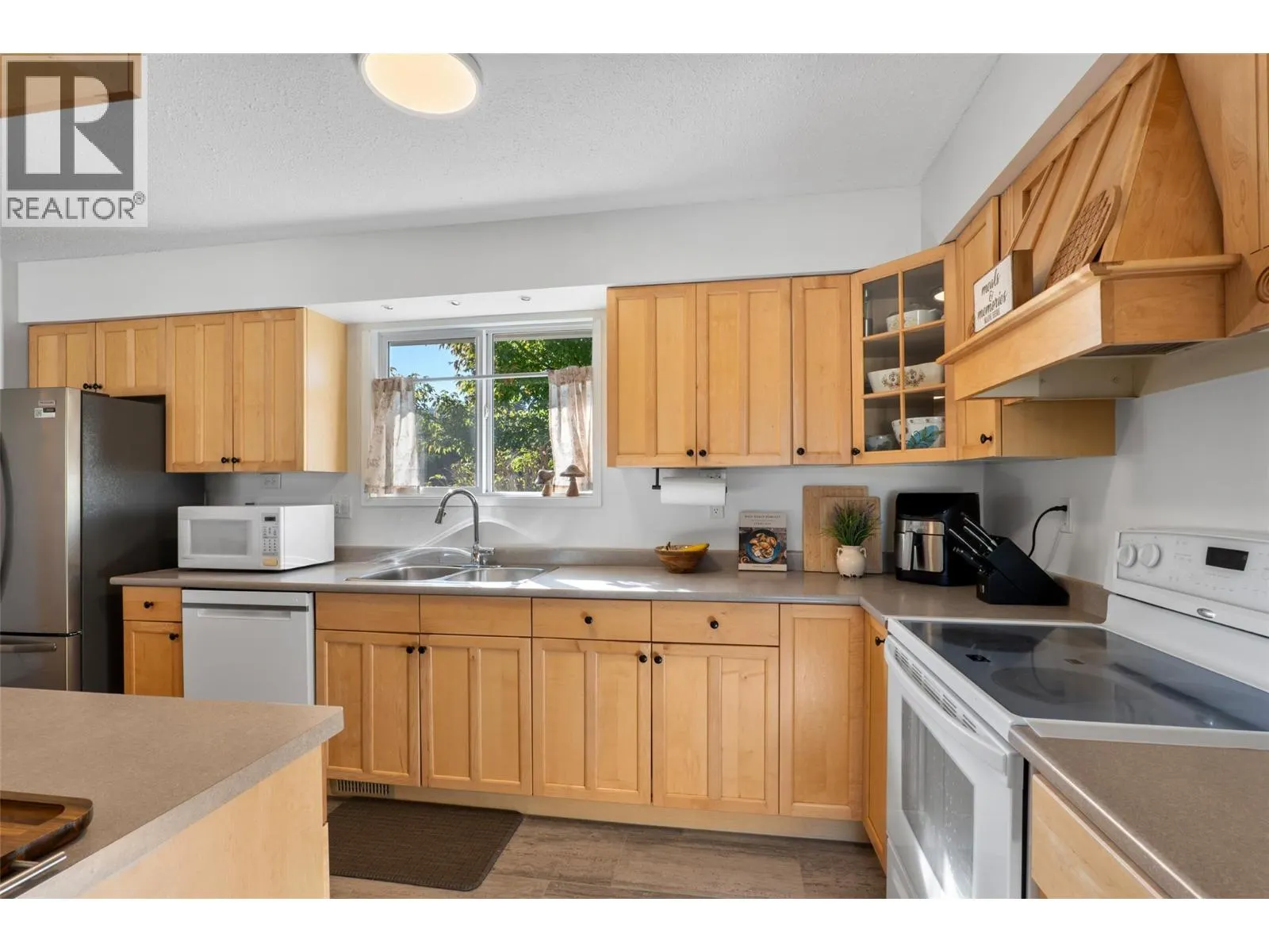 126 Bestwick Drive