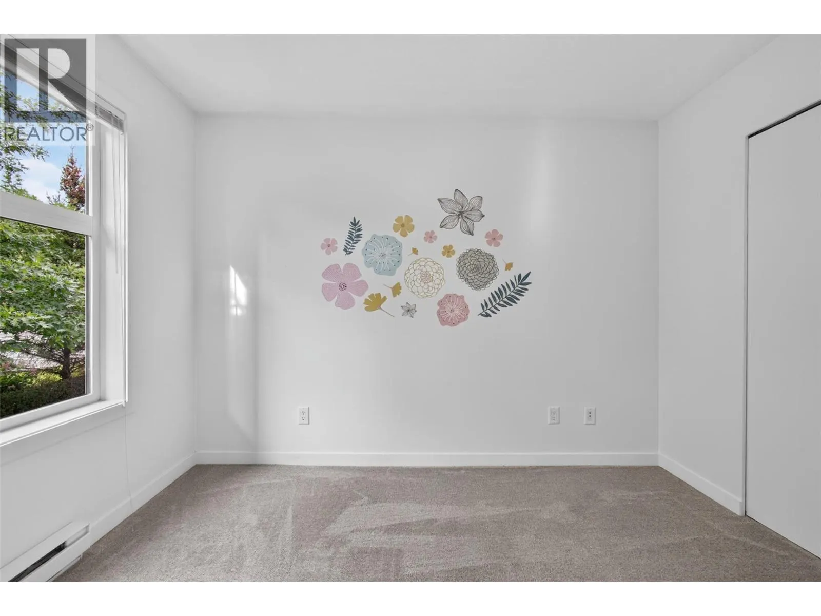 547 Yates Road Unit# 211