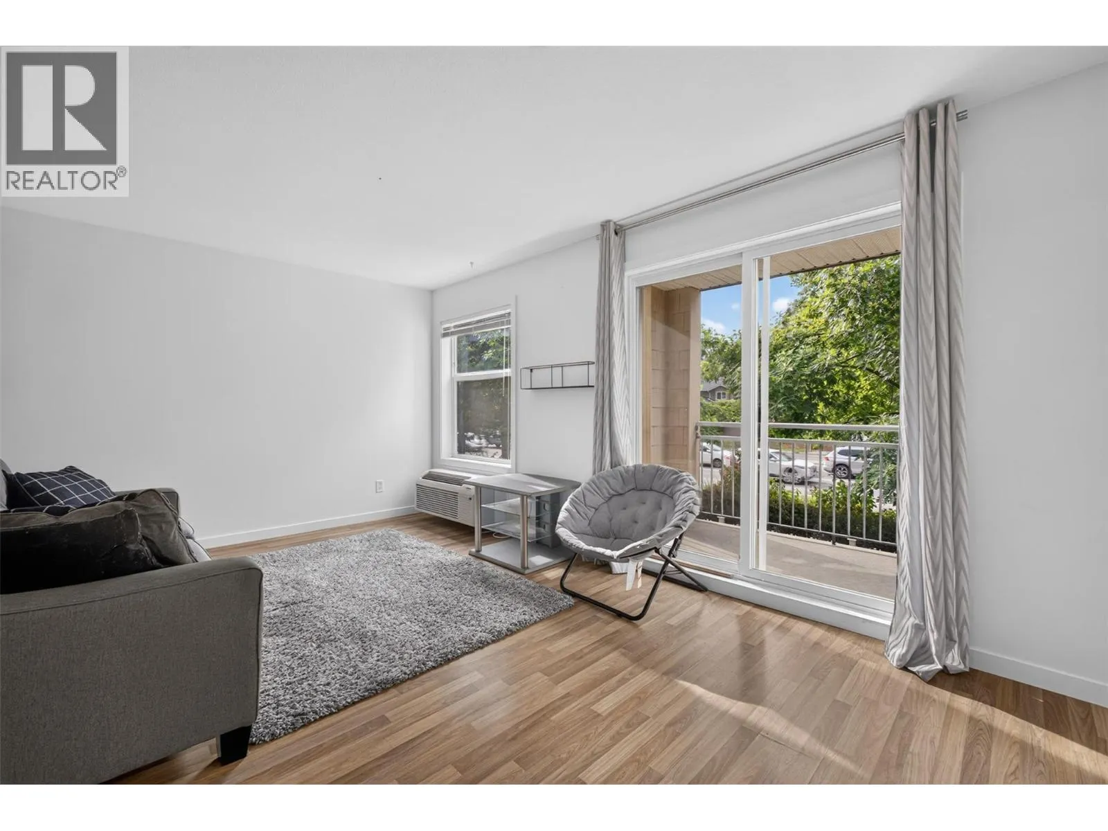 547 Yates Road Unit# 211
