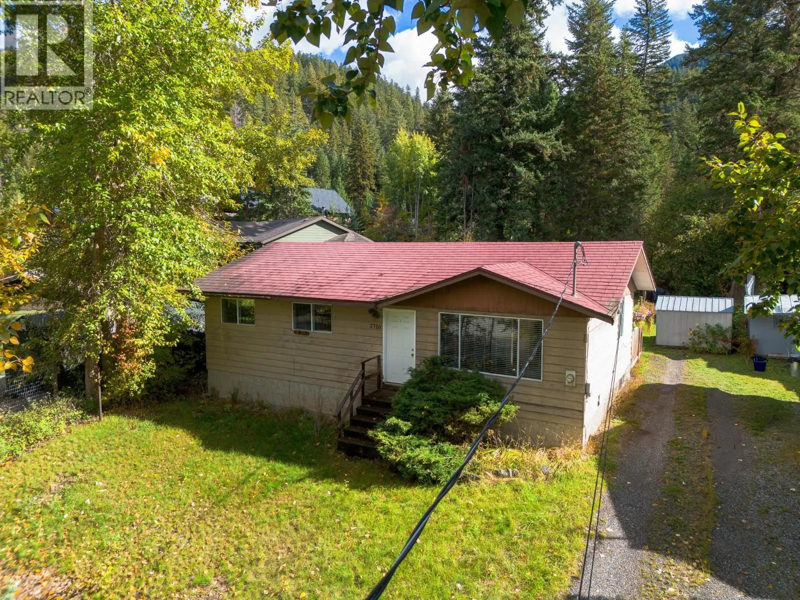 7316 Cahilty Crescent