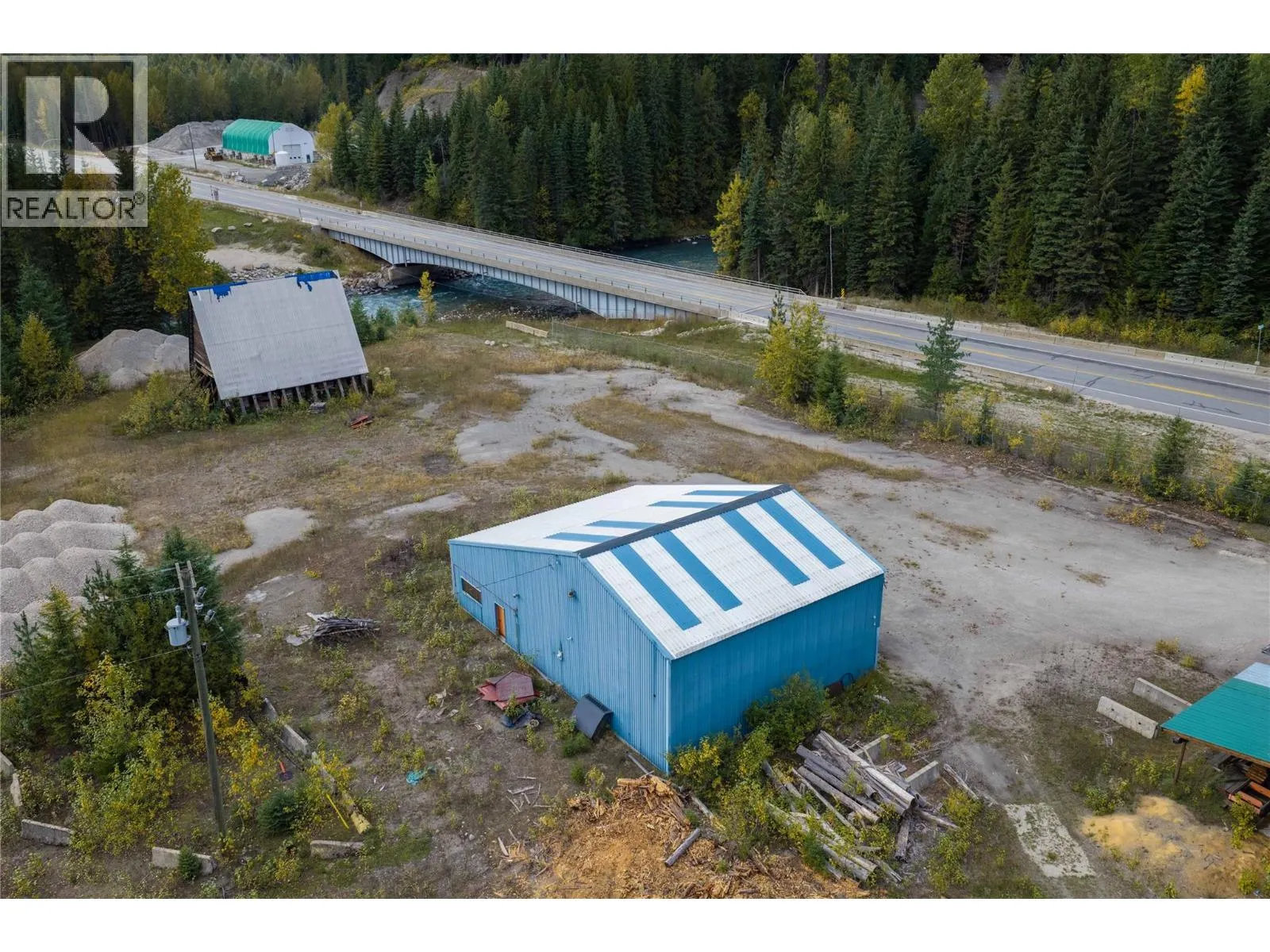 6950 Trans Canada Highway E