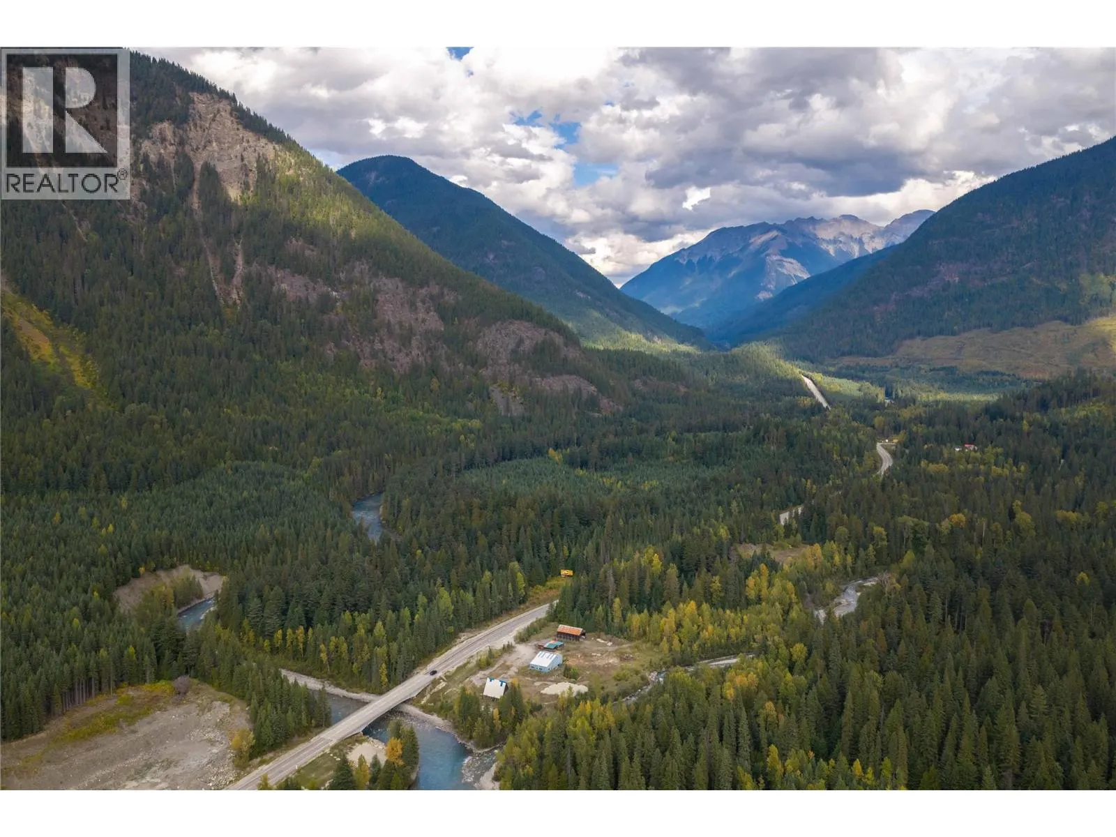 6950 Trans Canada Highway E