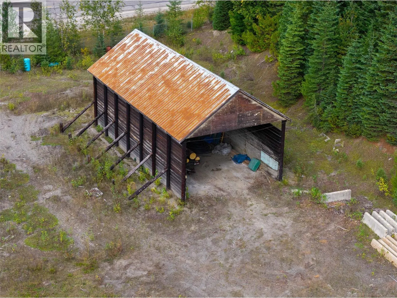 6950 Trans Canada Highway E