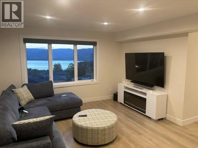 796 Kuipers Crescent Unit# 11