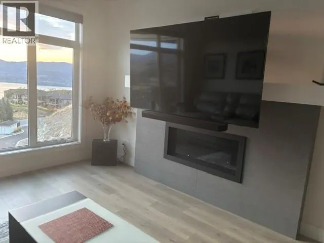 796 Kuipers Crescent Unit# 11