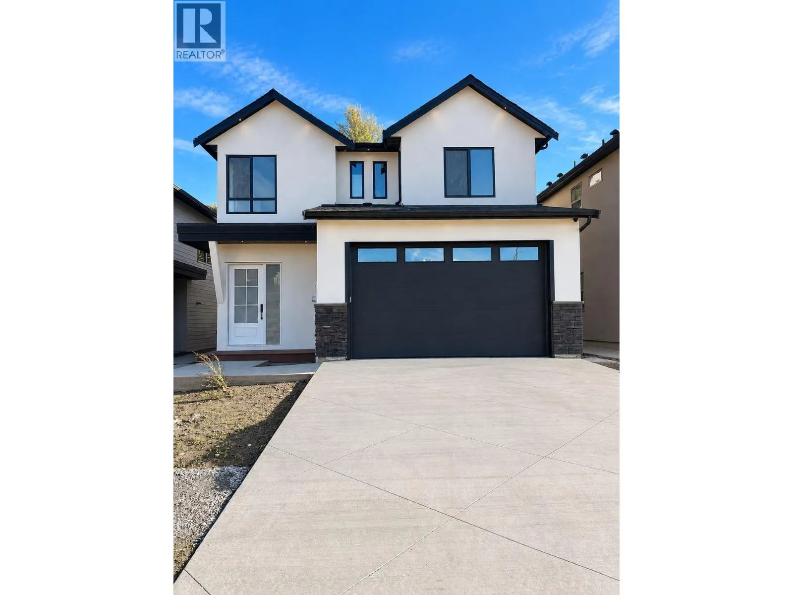 996 Bull Crescent