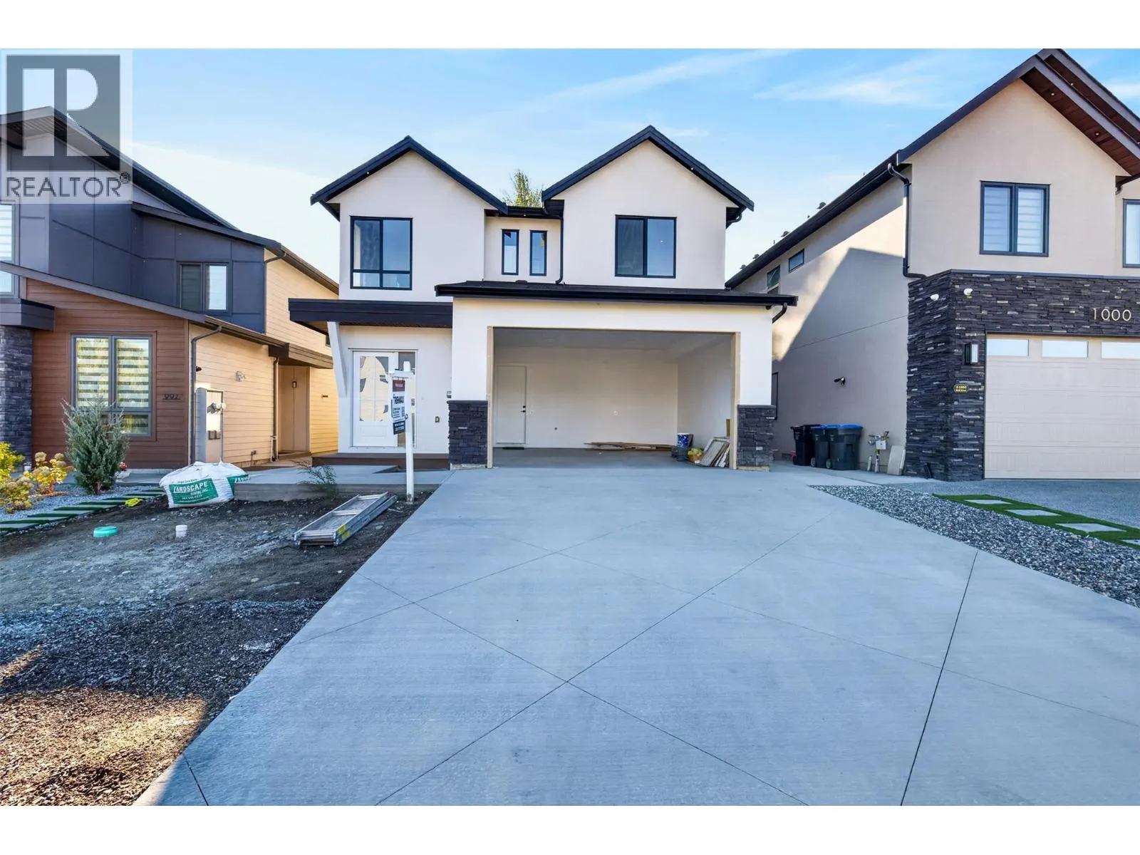 996 Bull Crescent