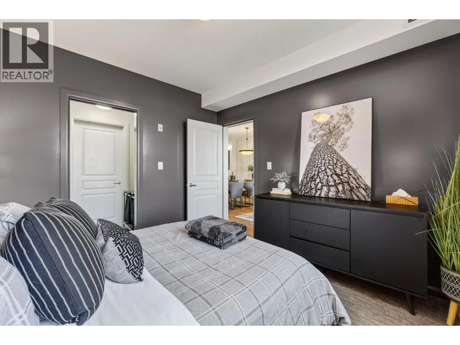 654 Cook Road Unit# 504