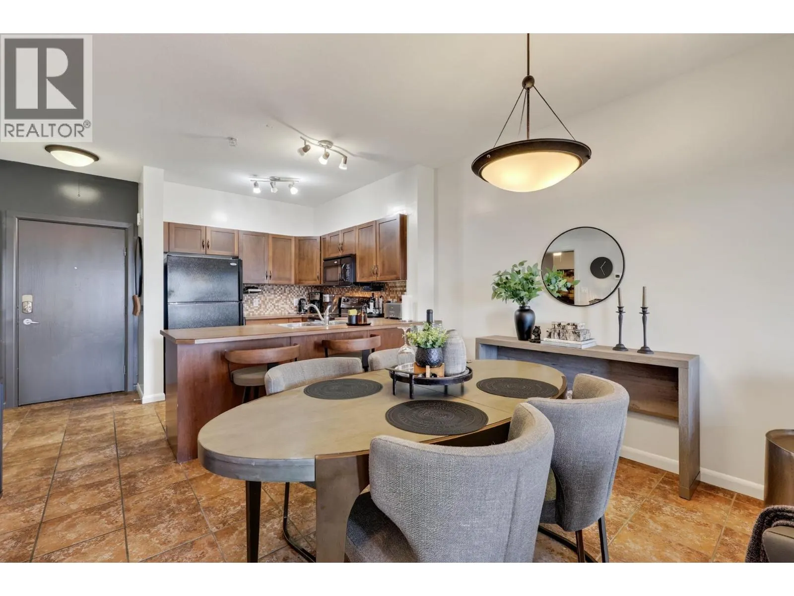 654 Cook Road Unit# 504