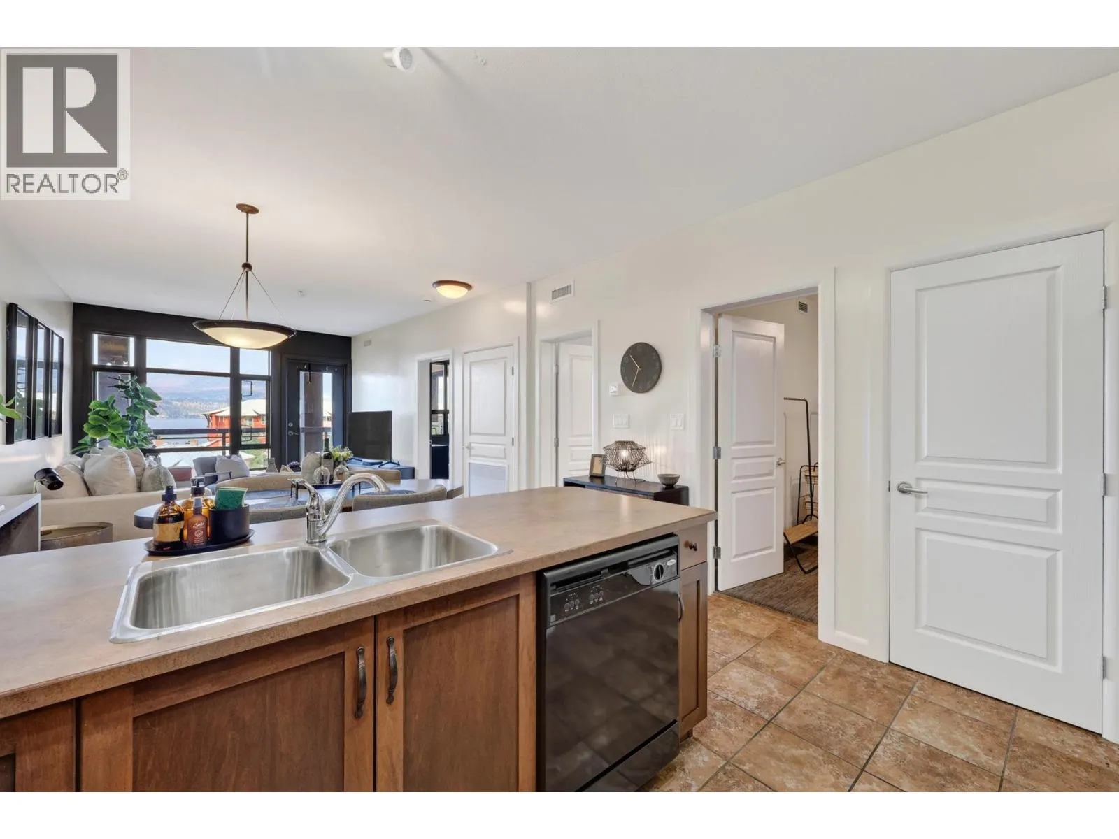 654 Cook Road Unit# 504