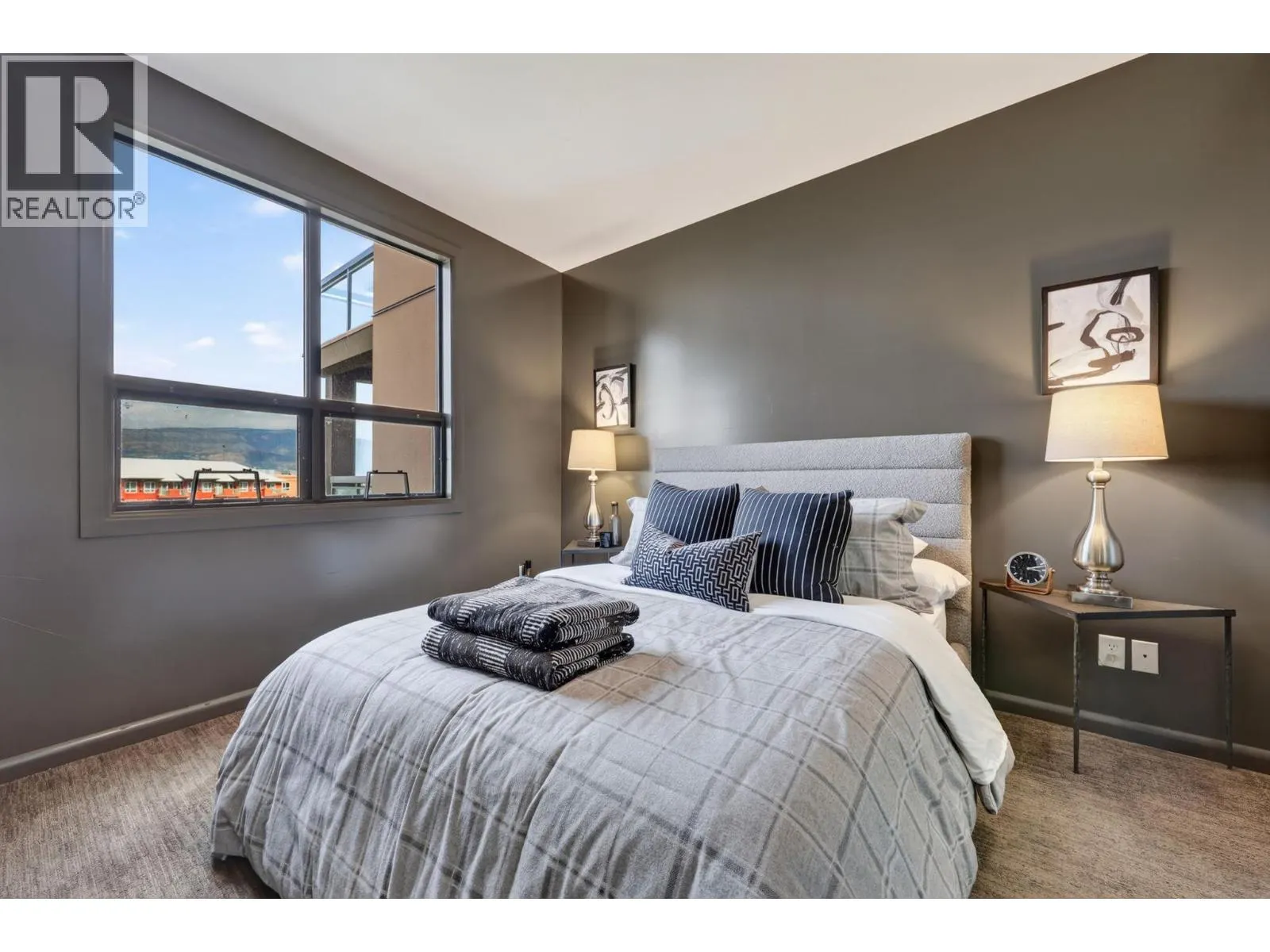 654 Cook Road Unit# 504